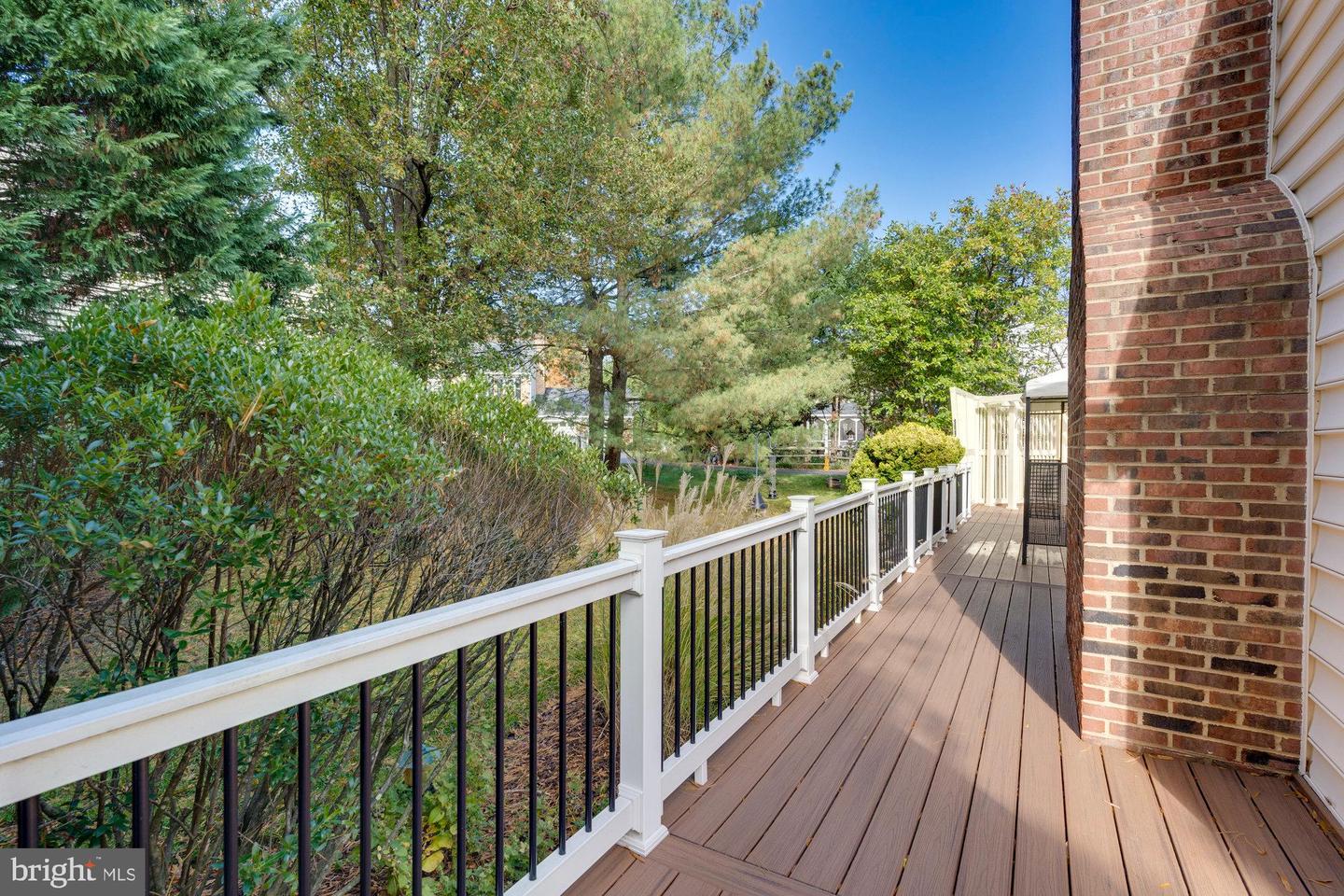 6464 Gristmill Square Ln
