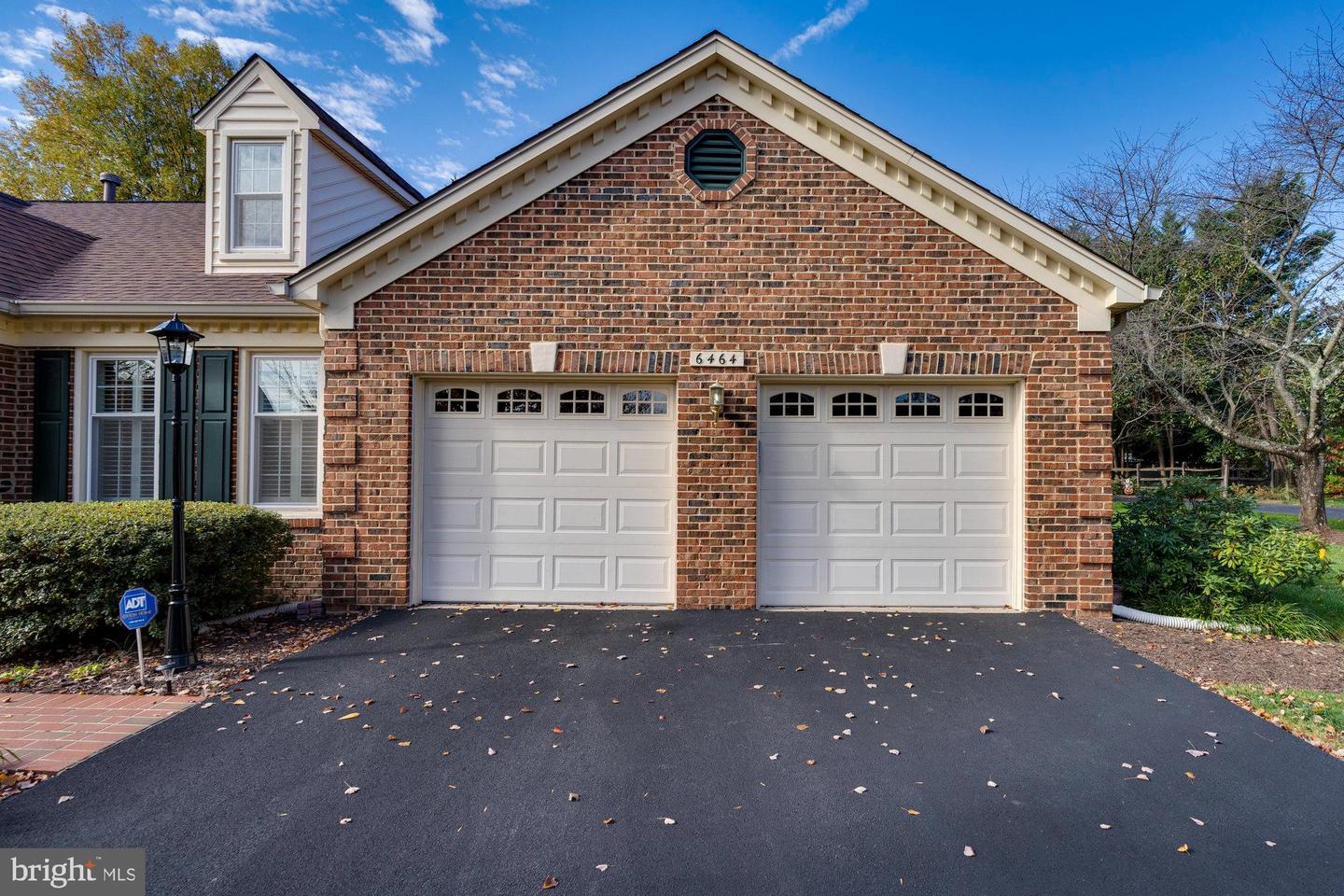6464 Gristmill Square Ln