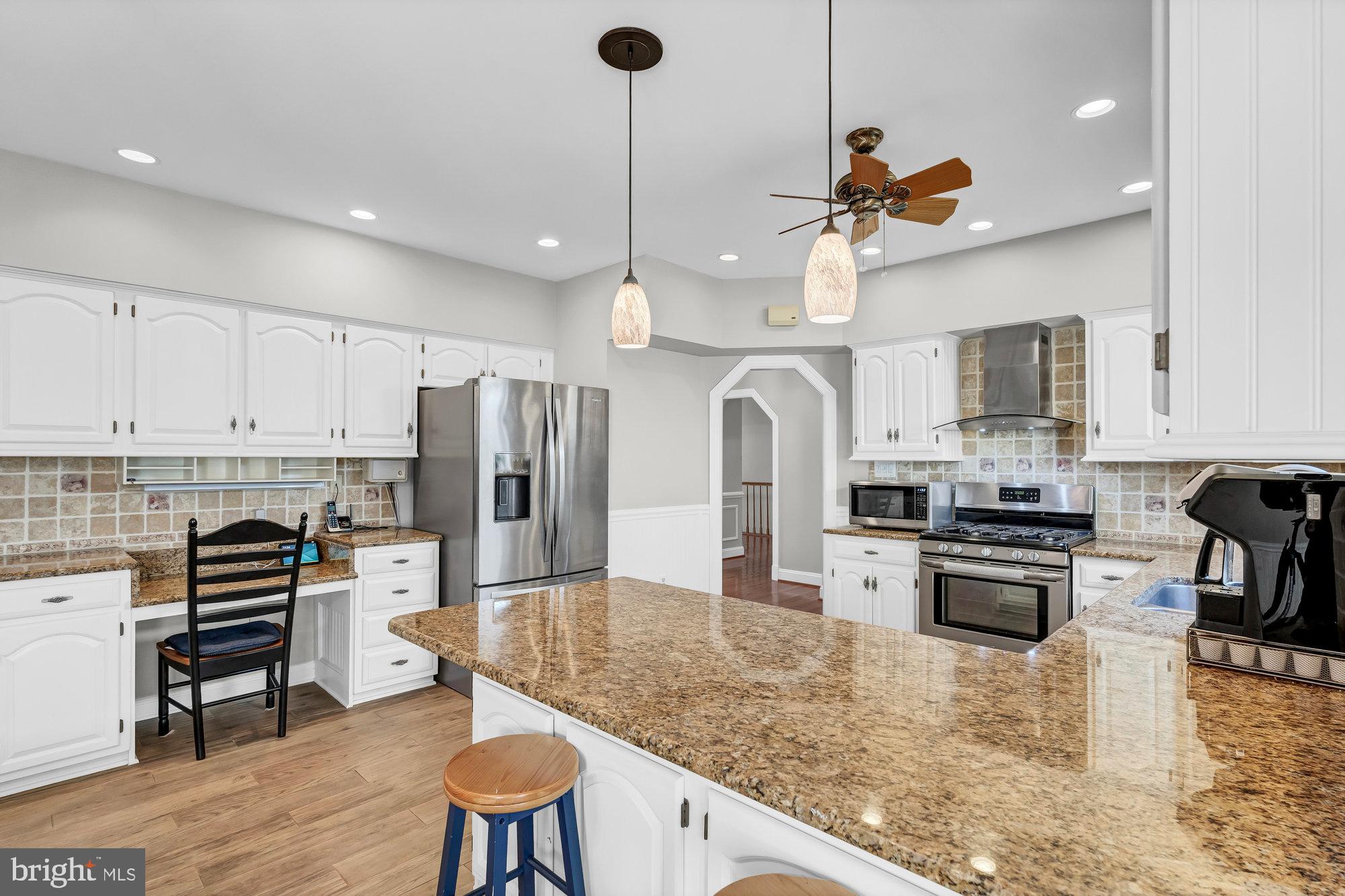 6464 Gristmill Square Ln