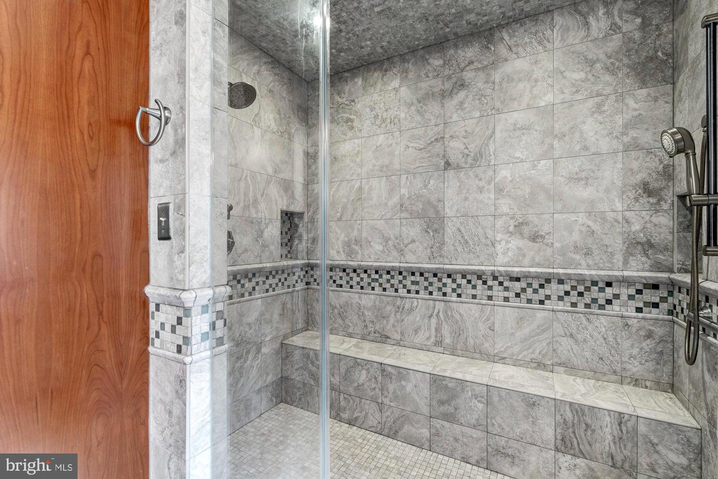 6464 Gristmill Square Ln