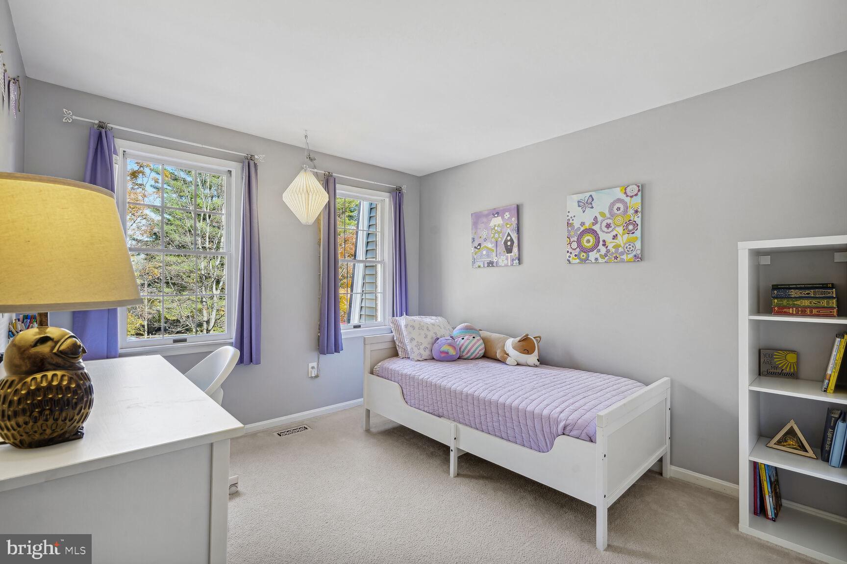 10641 Lakeside Oak Ct