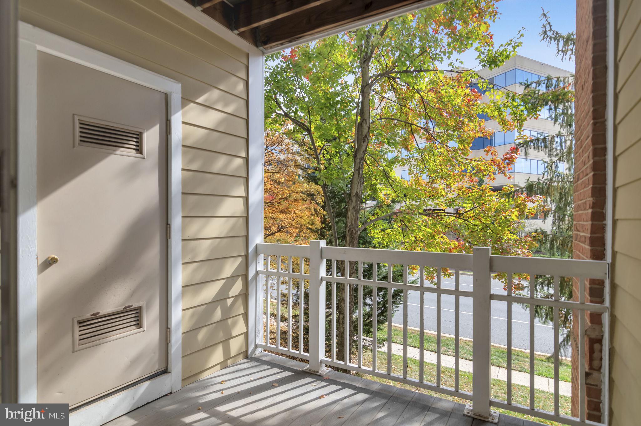 2105 Highcourt Ln #201