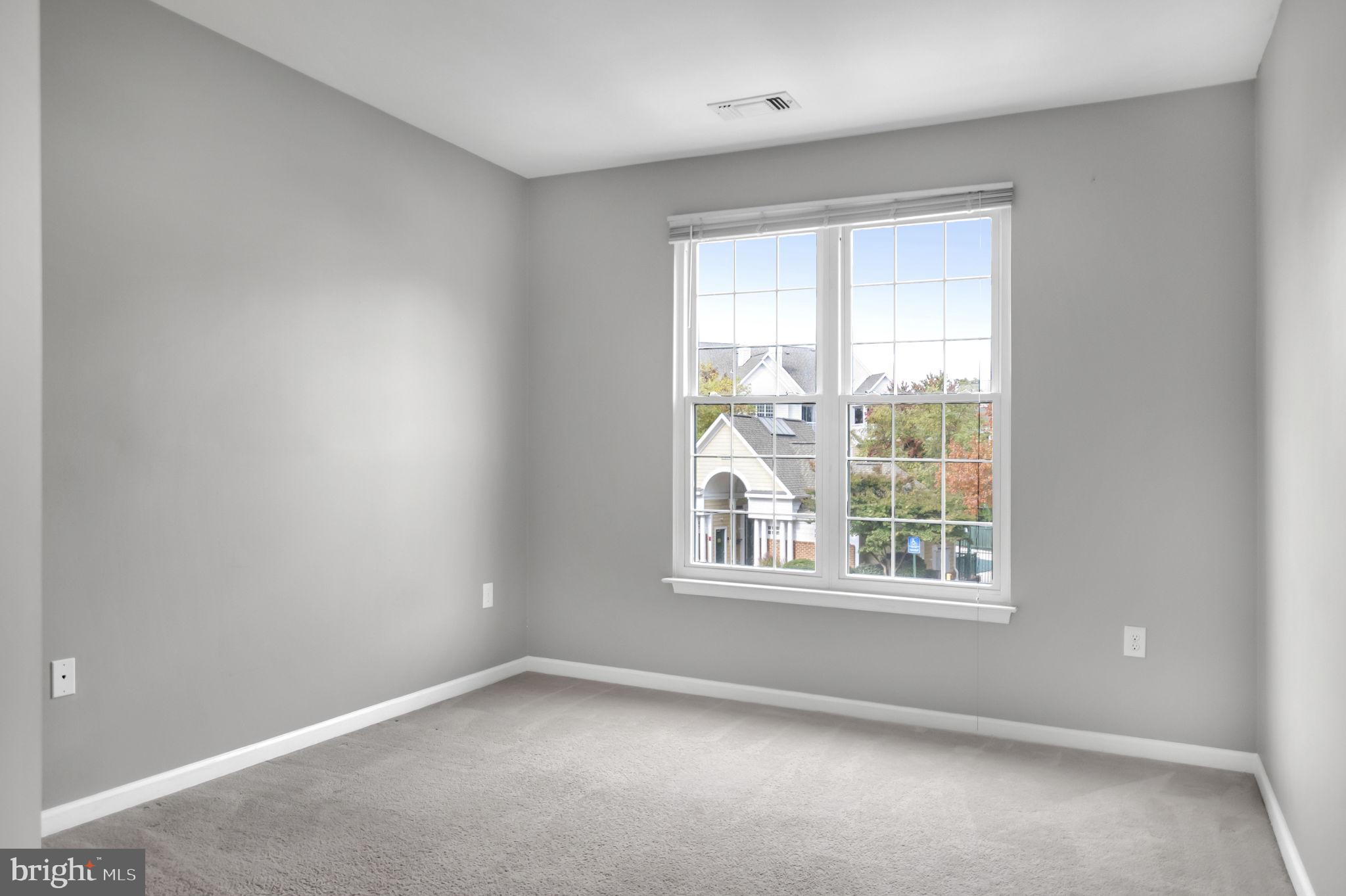 2105 Highcourt Ln #201