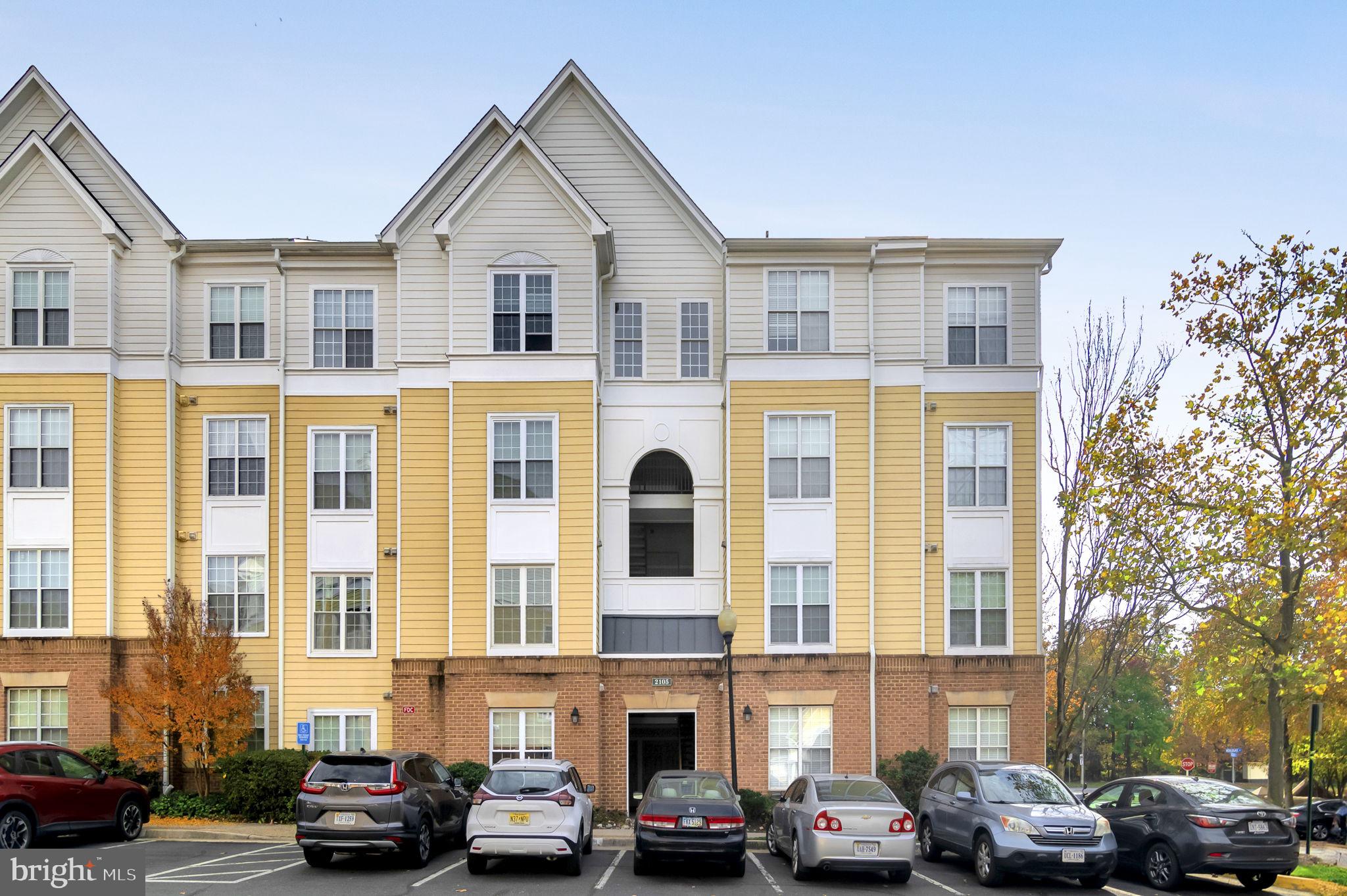 2105 Highcourt Ln #201