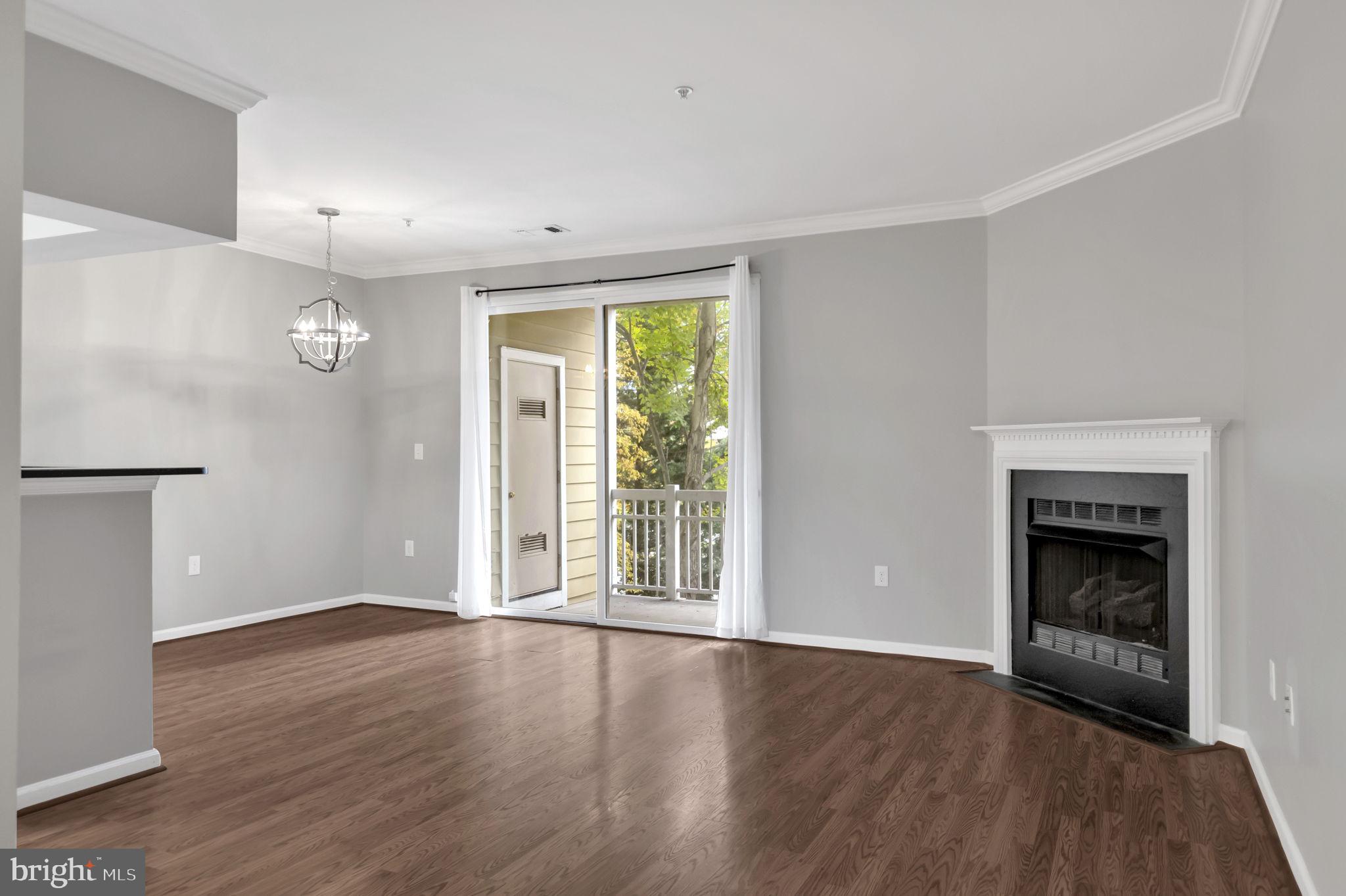 2105 Highcourt Ln #201