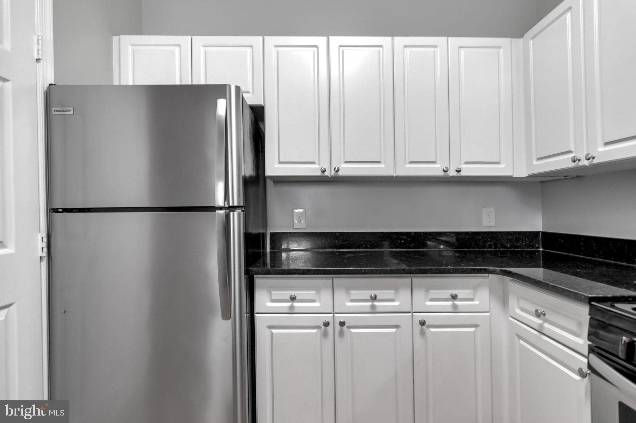 2105 Highcourt Ln #201