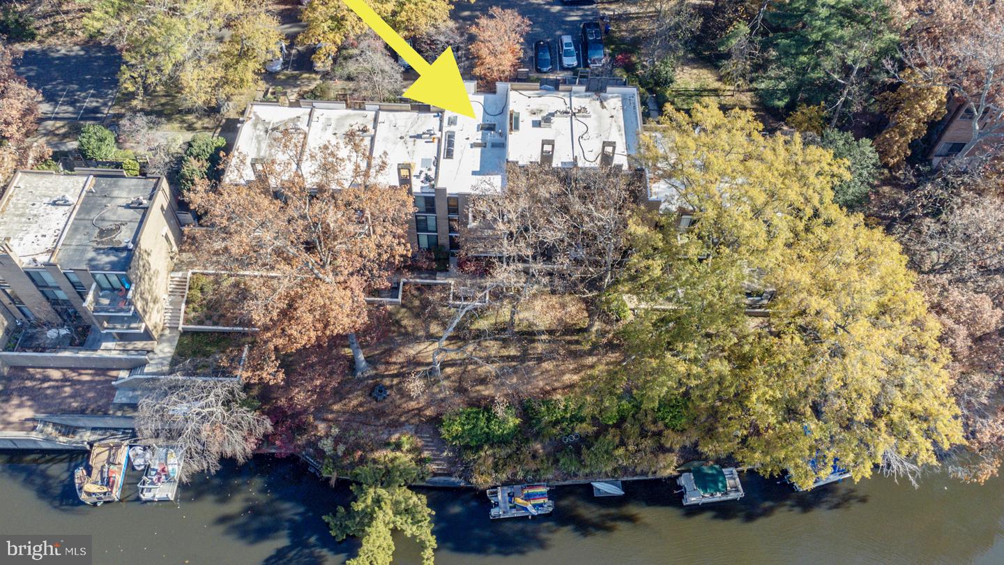 1690 Chimney House Rd