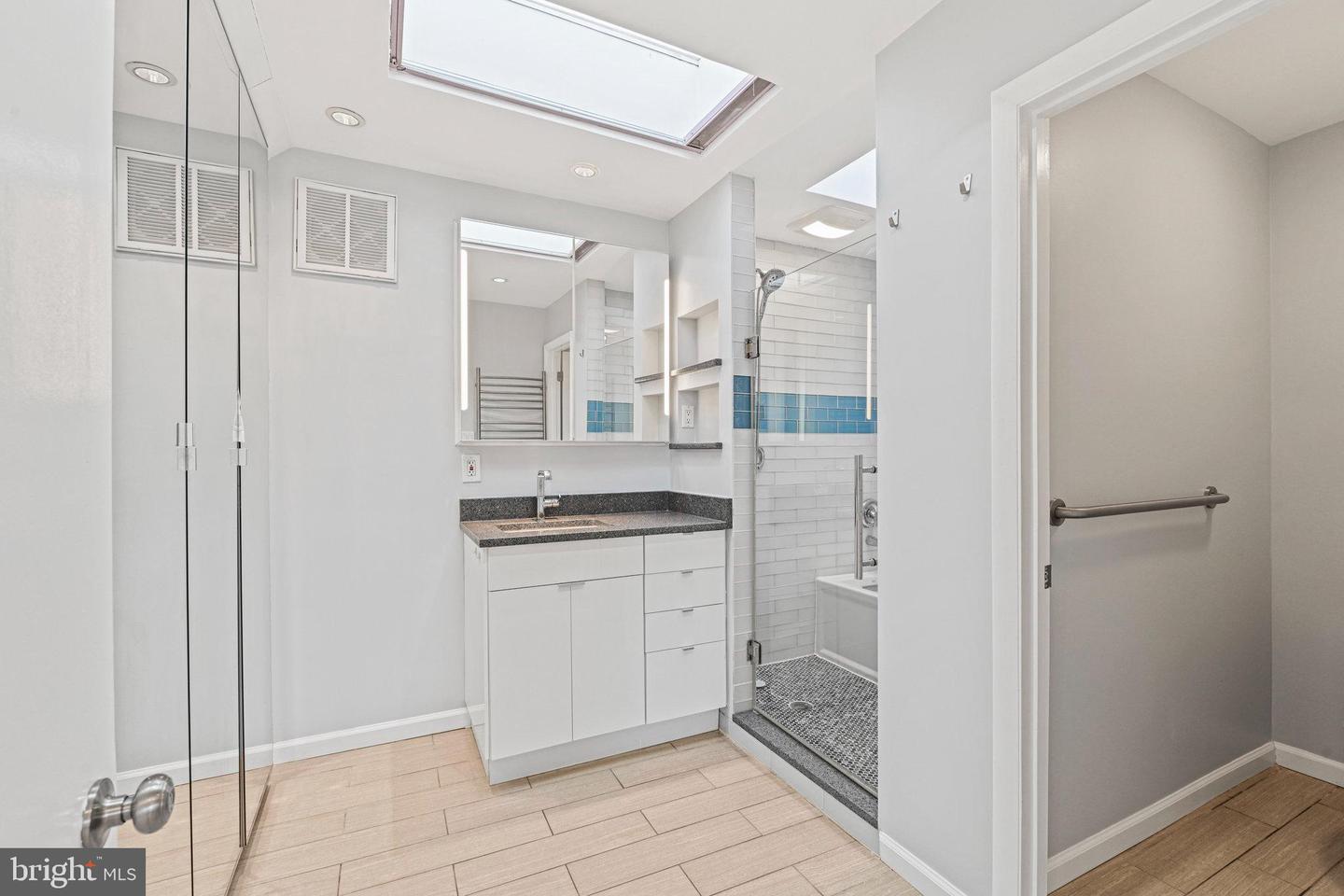 1690 Chimney House Rd