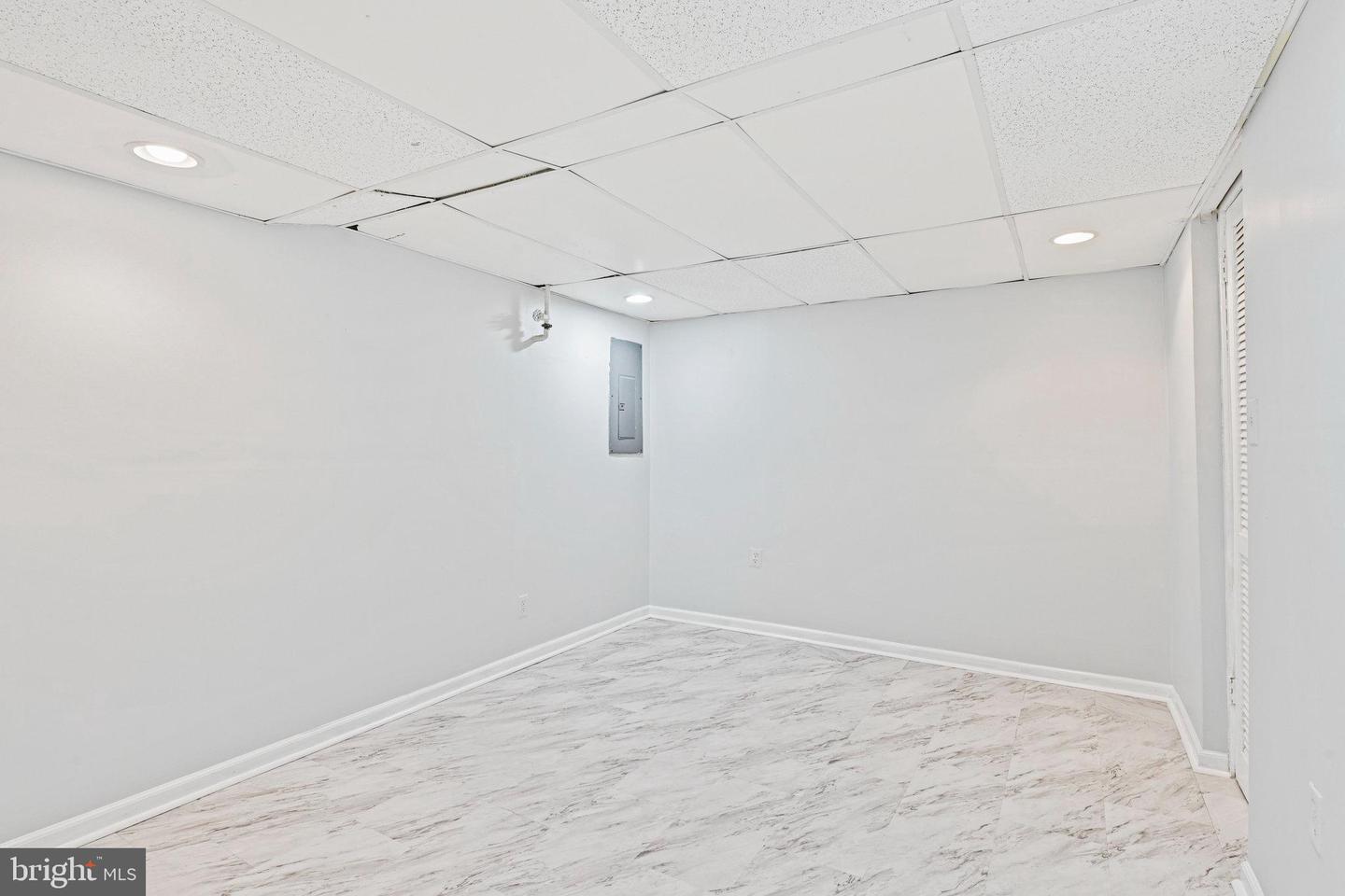 1690 Chimney House Rd