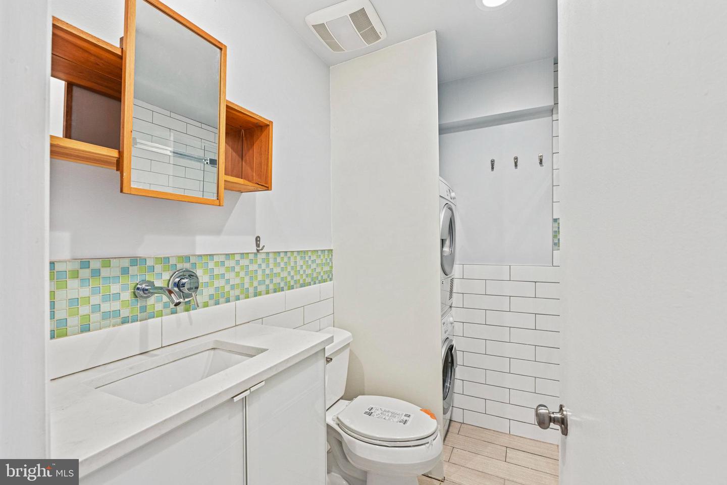 1690 Chimney House Rd