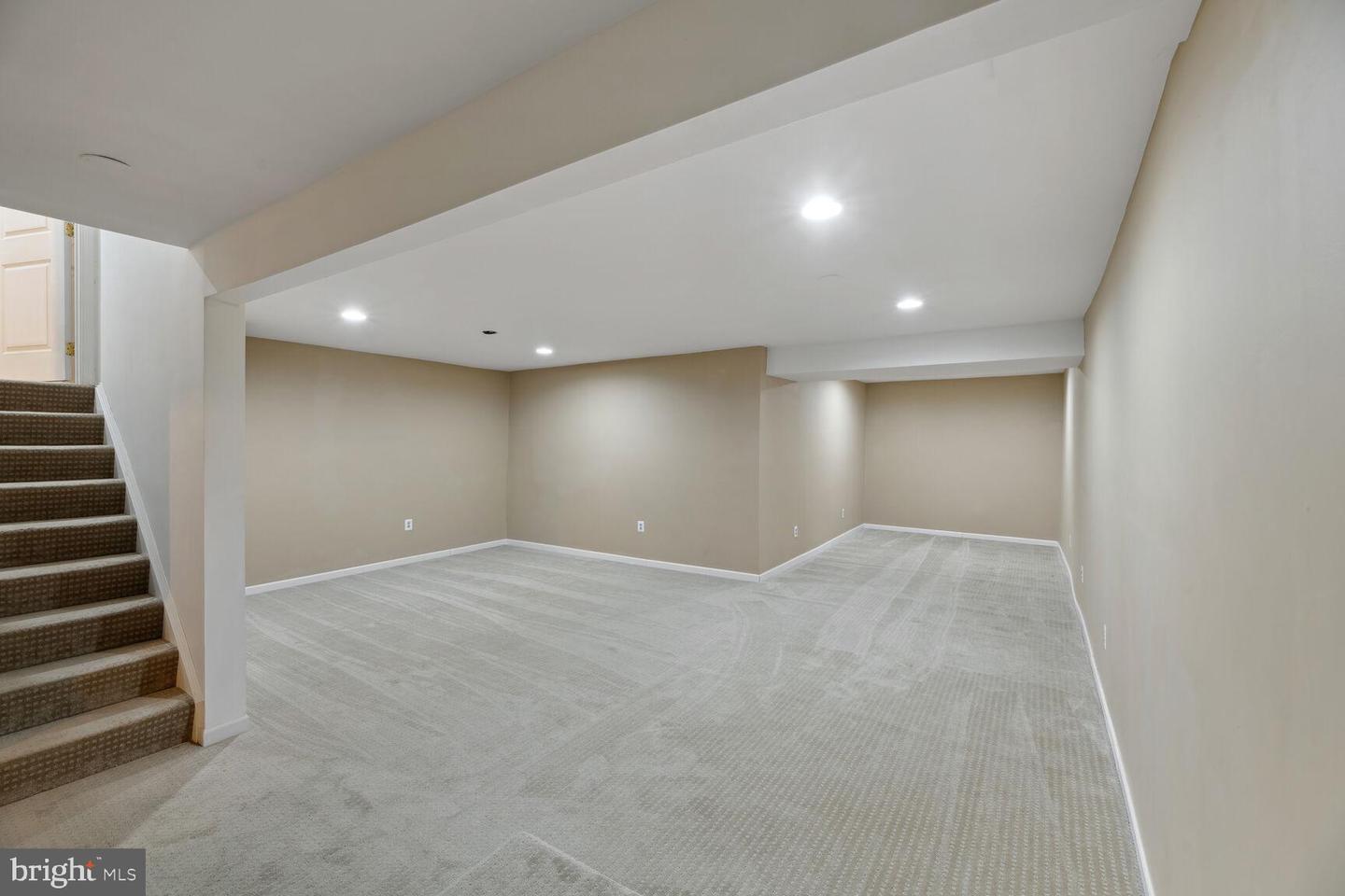 7758 Grandwind Dr