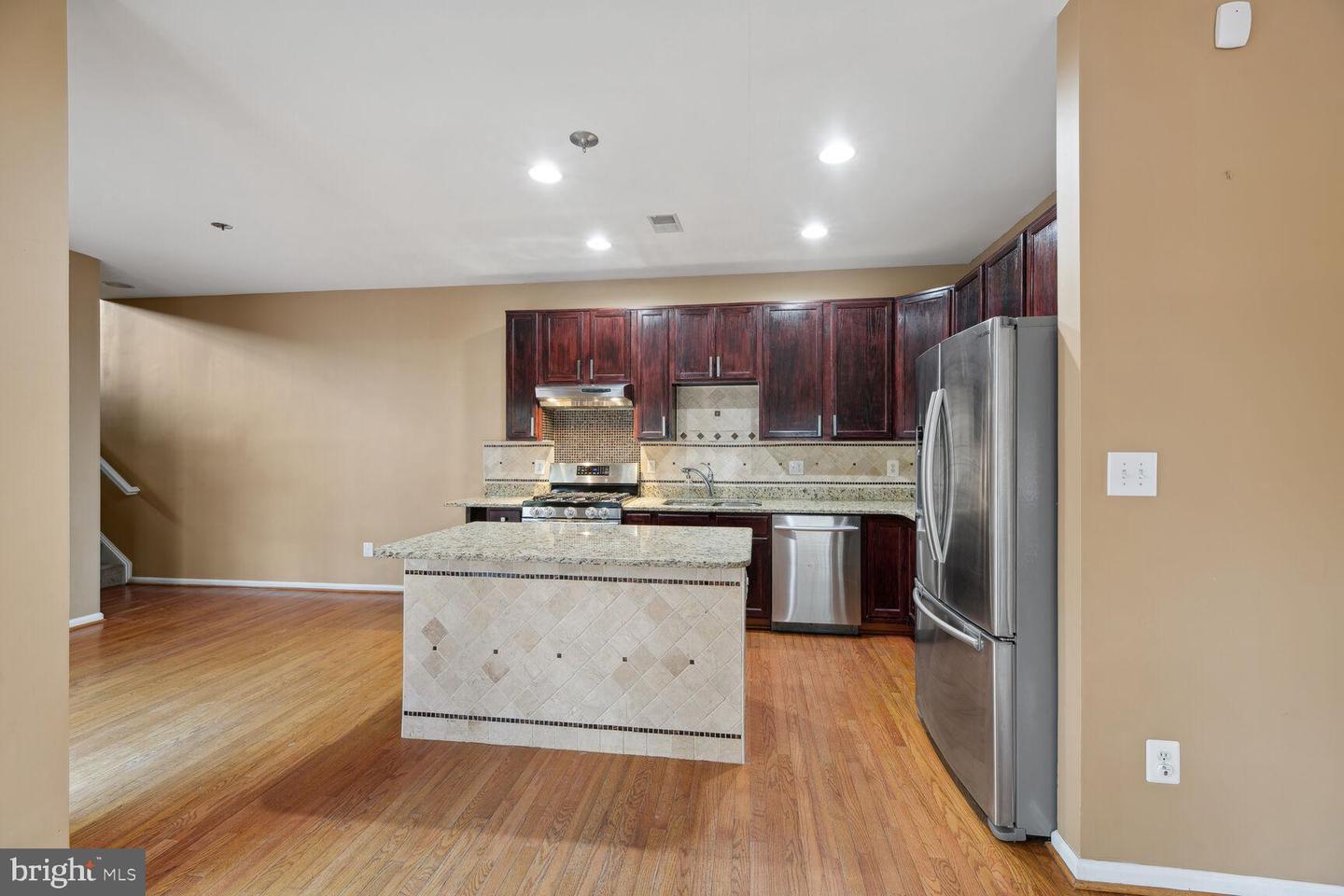 7758 Grandwind Dr