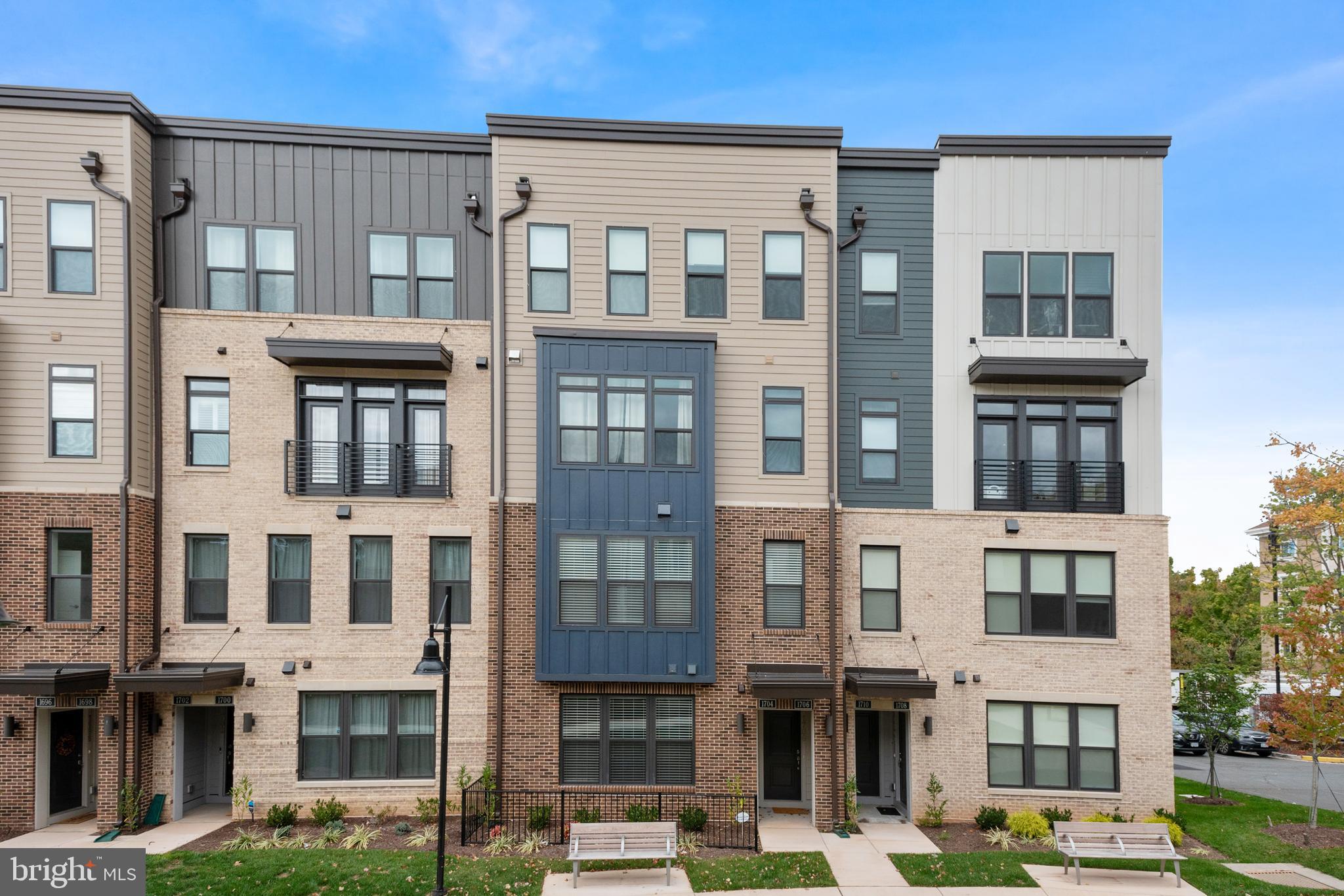 1704 BANDIT LOOP 20A