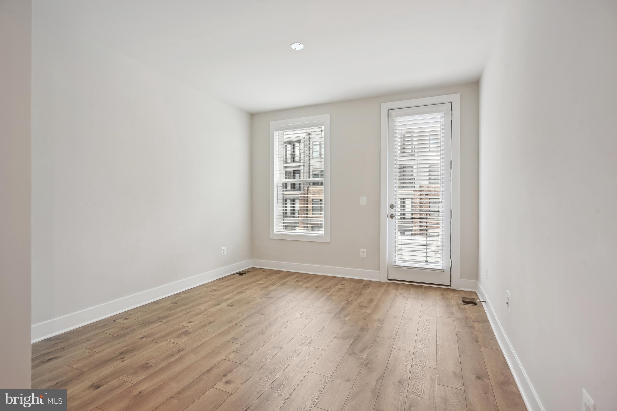 1704 BANDIT LOOP 20A