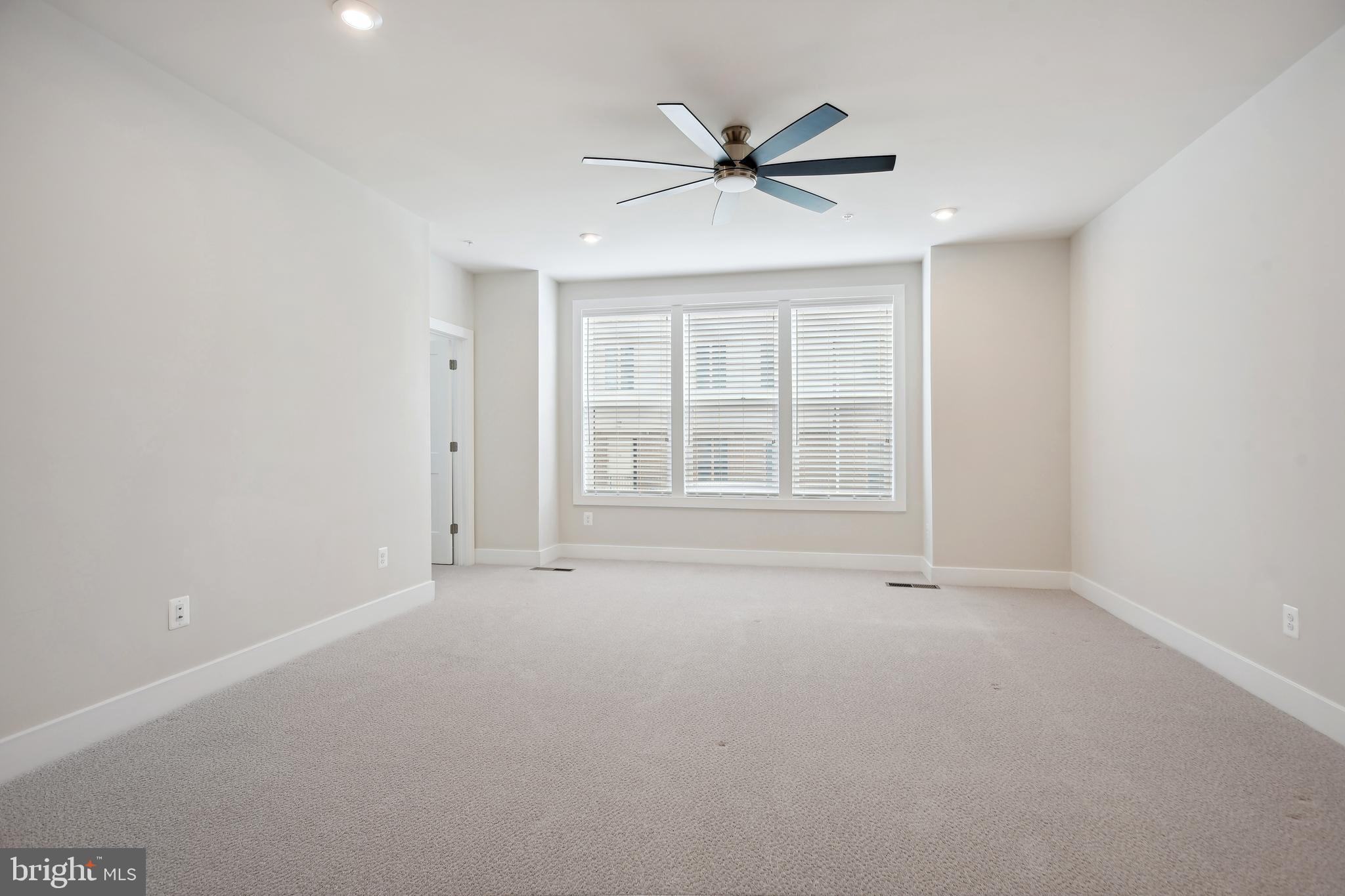 1704 BANDIT LOOP 20A