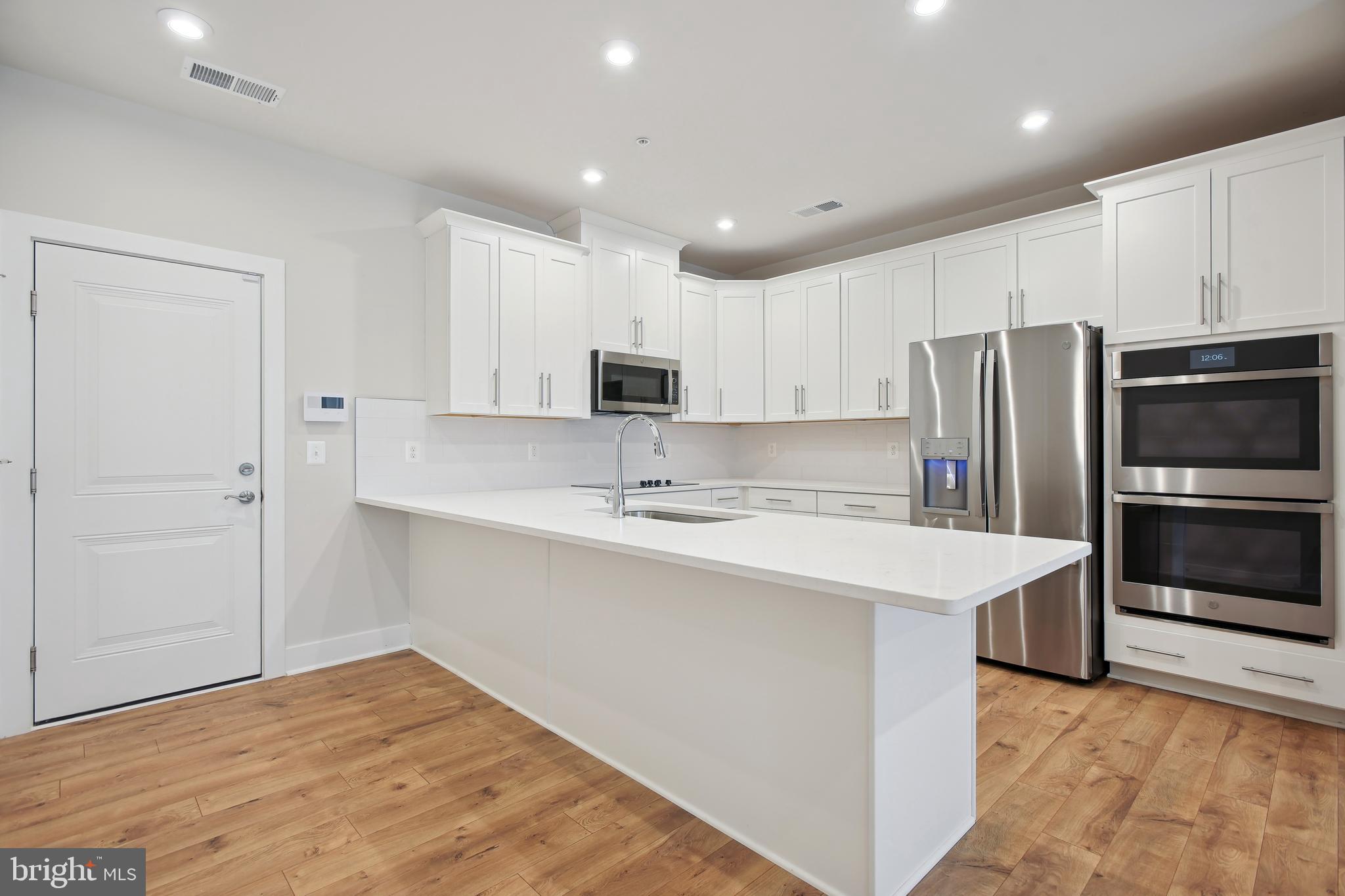 1704 BANDIT LOOP 20A