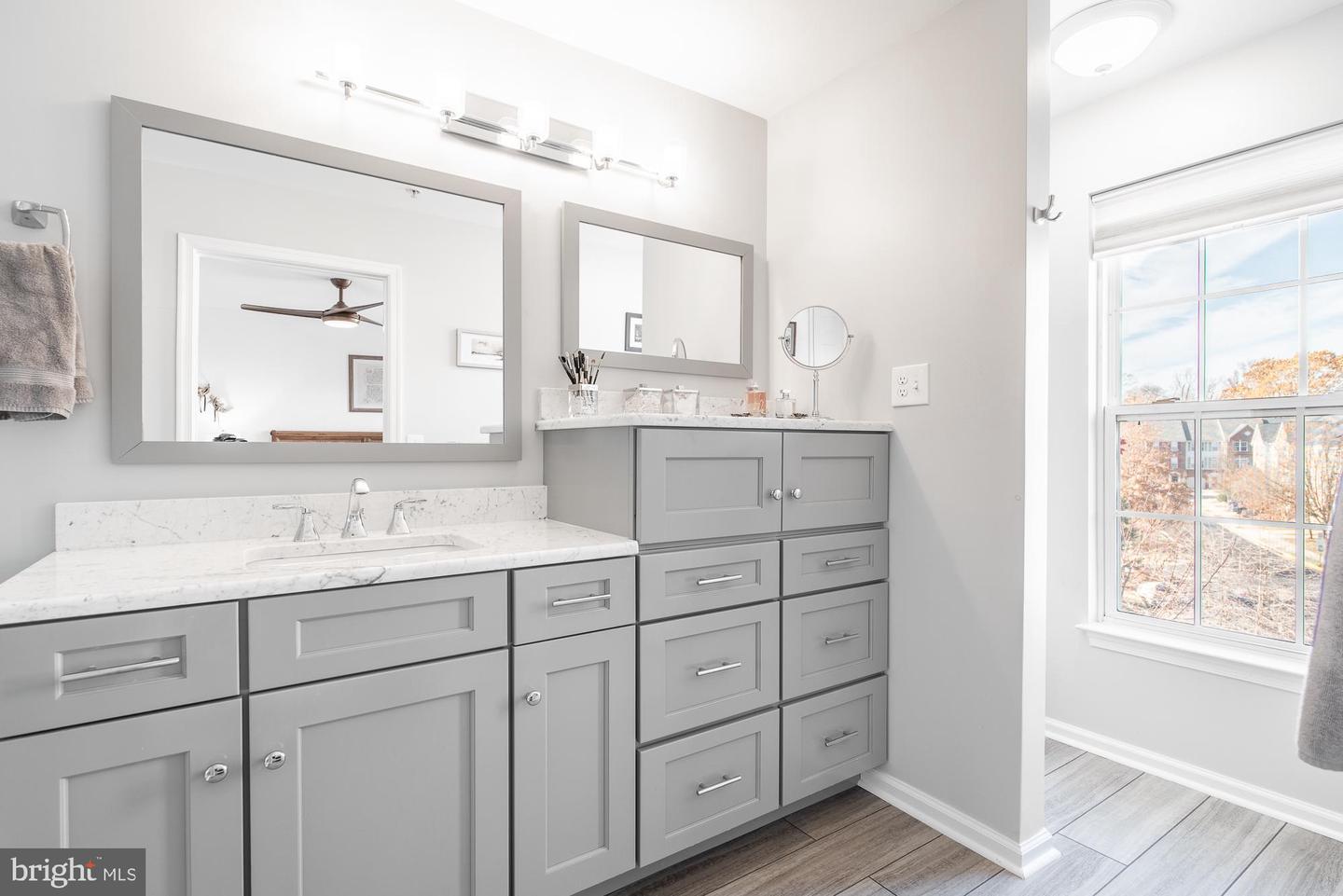 2902 Huntington Grove Sq