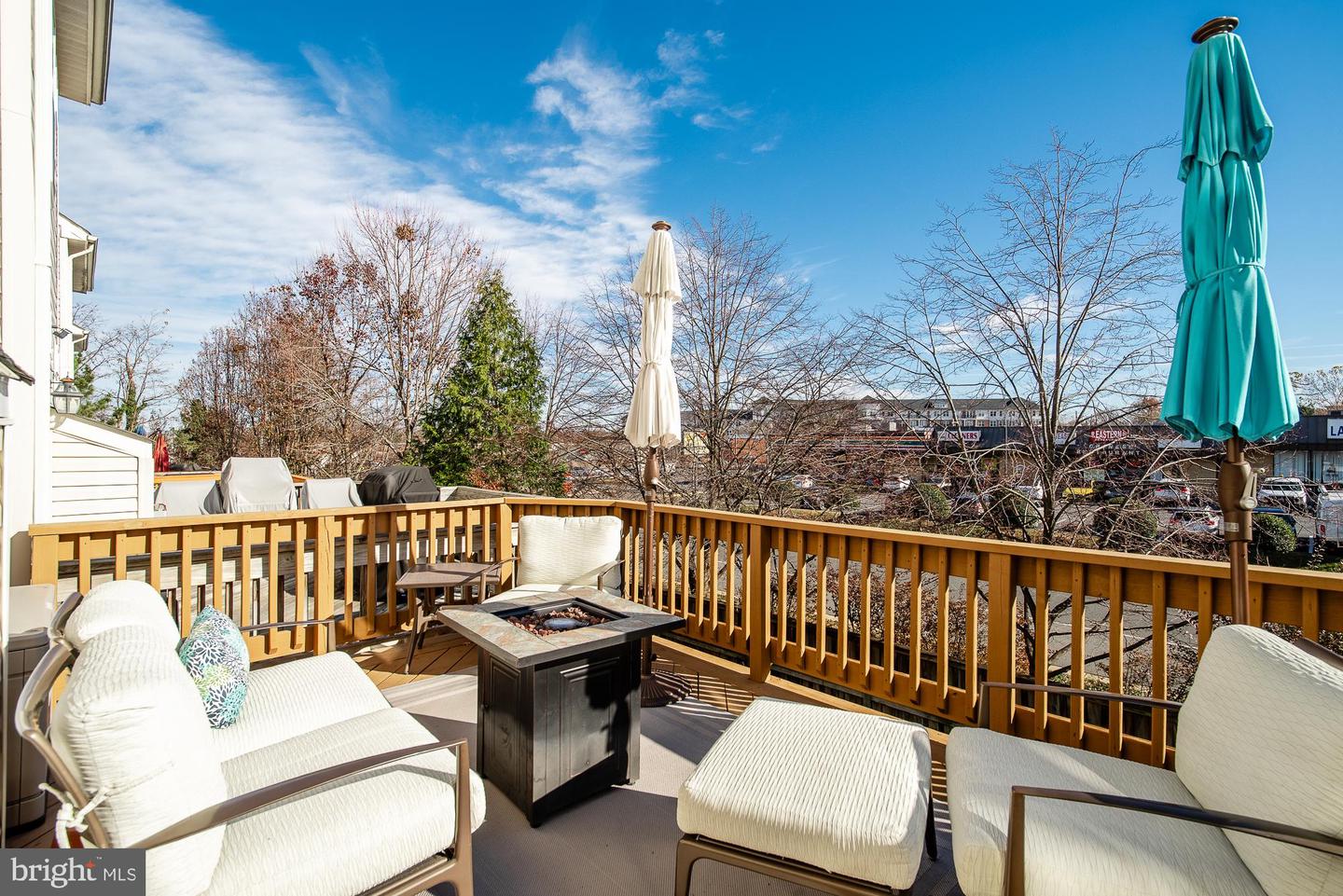 2902 Huntington Grove Sq