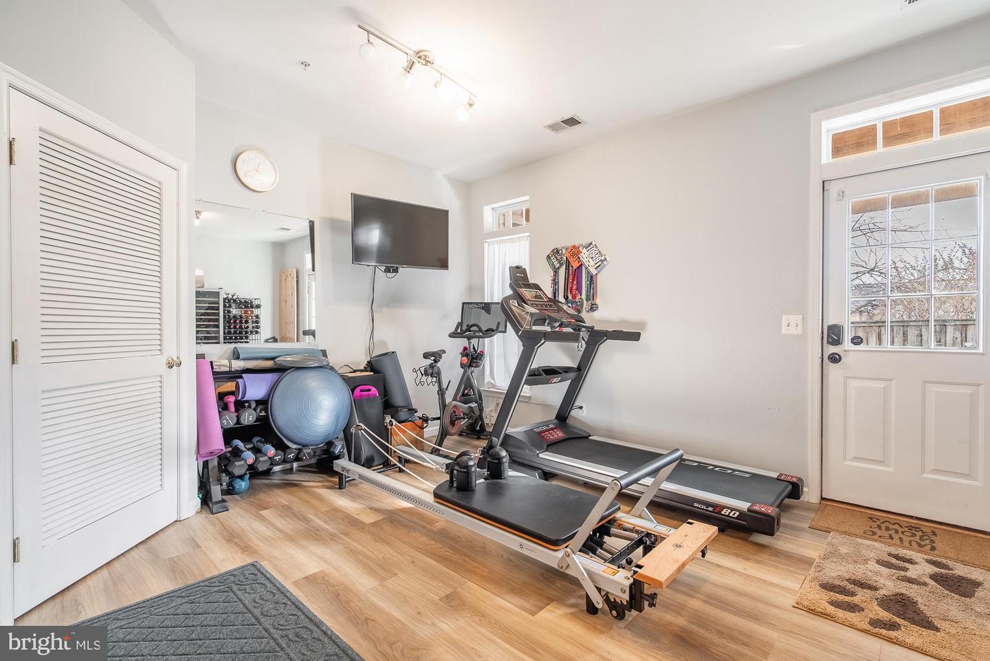 2902 Huntington Grove Sq