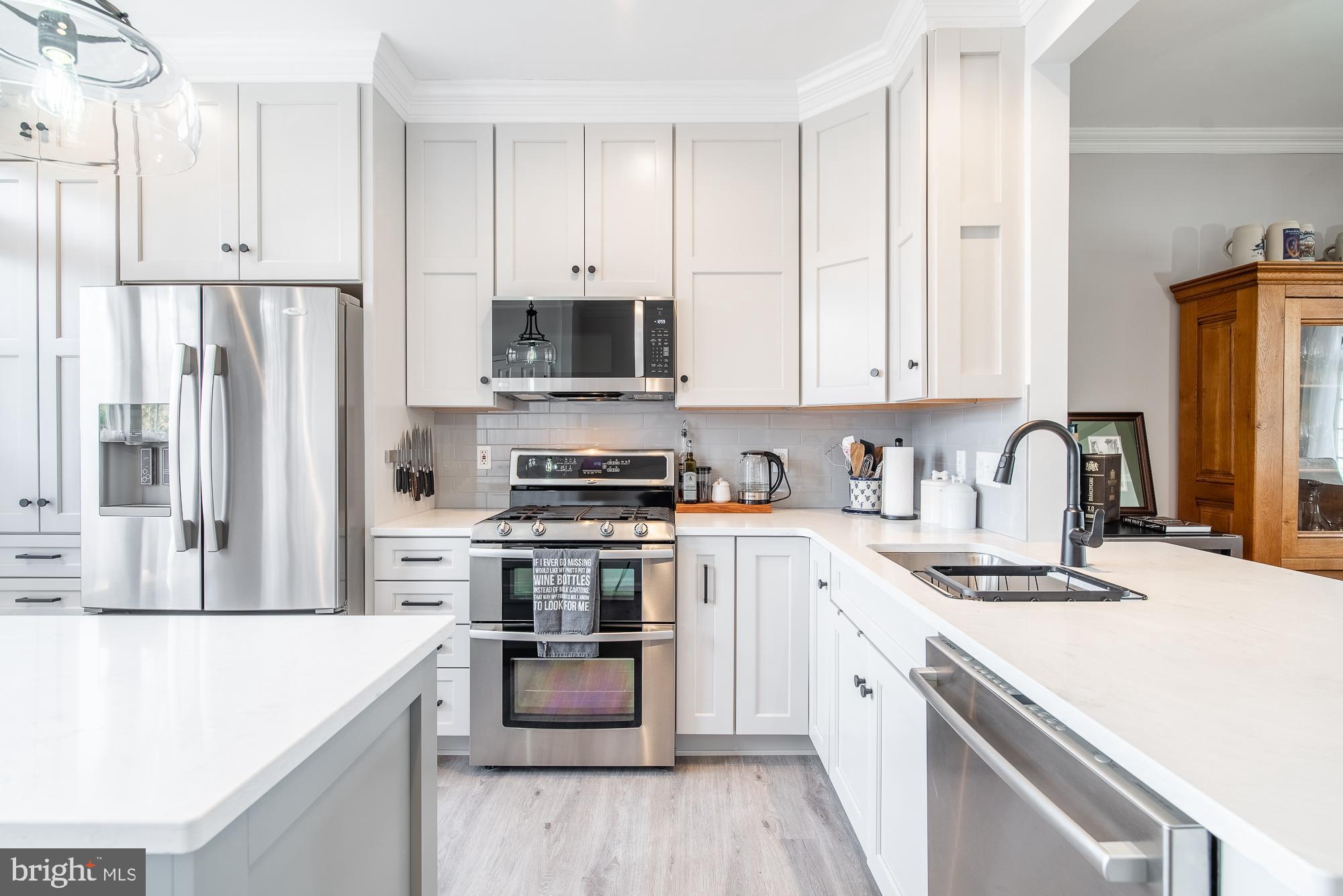 2902 Huntington Grove Sq