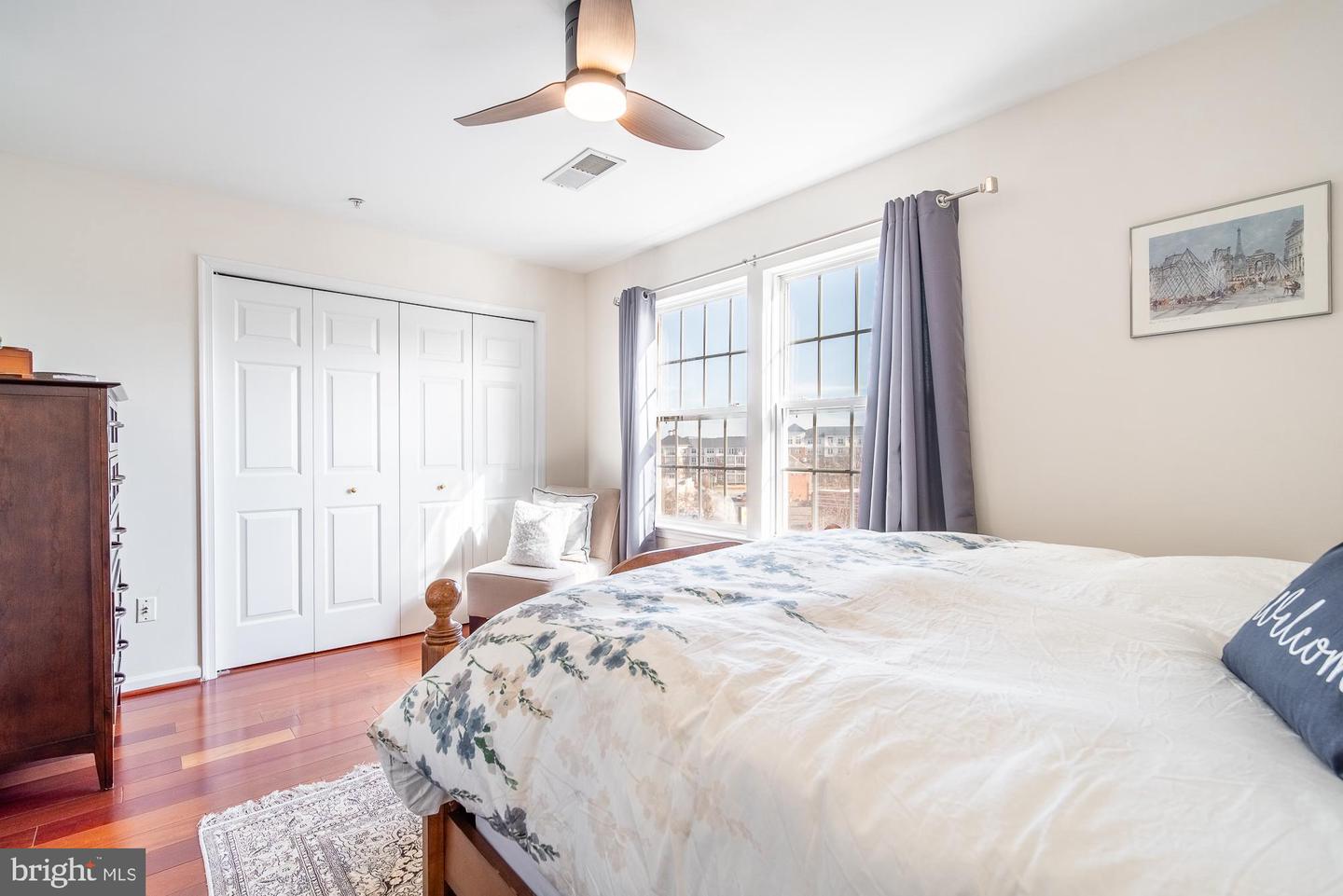 2902 Huntington Grove Sq