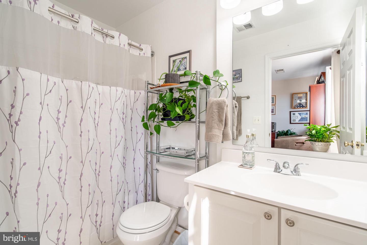2902 Huntington Grove Sq