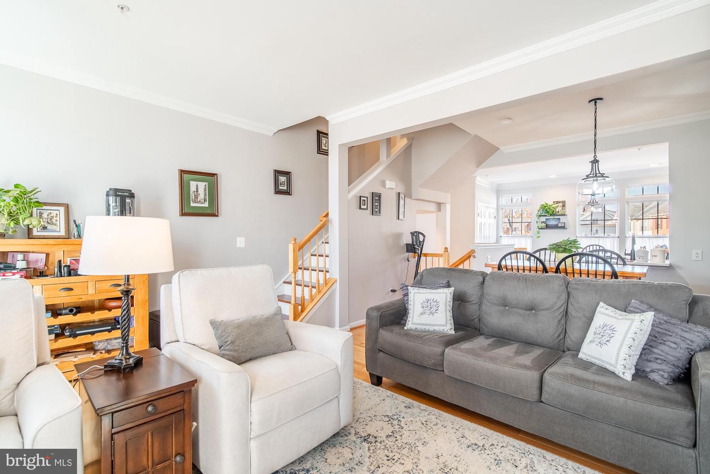 2902 Huntington Grove Sq