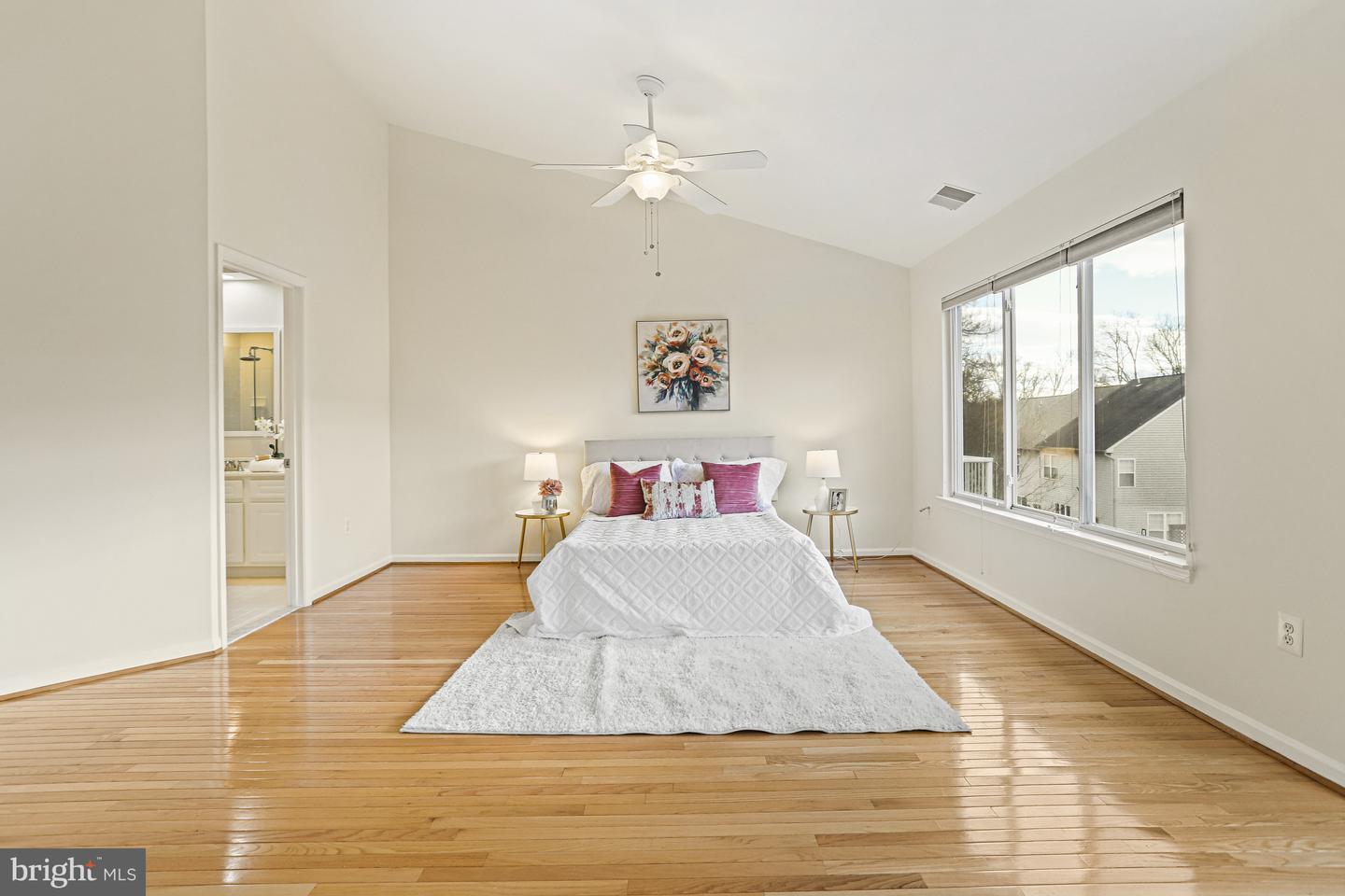 6570 Kiernan Ct