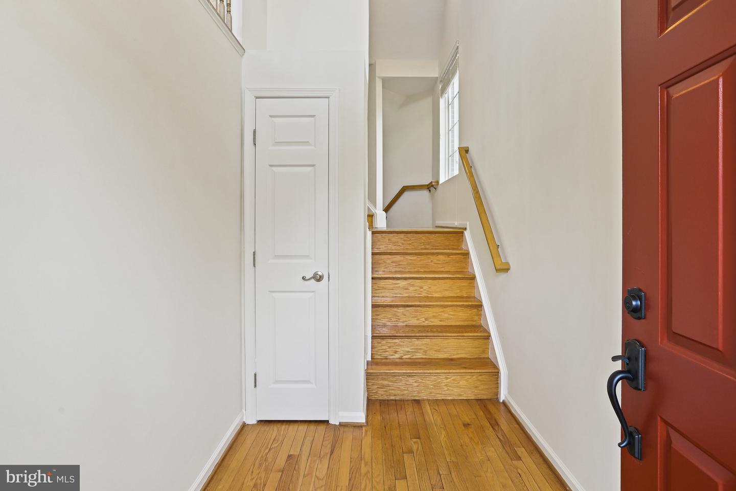 6570 Kiernan Ct