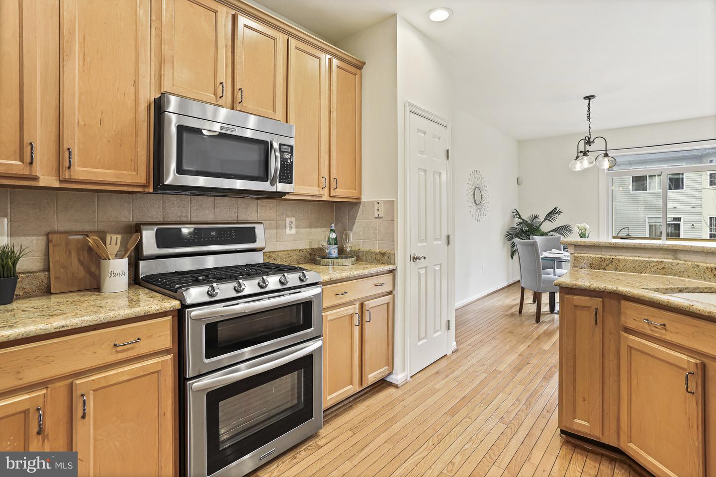 6570 Kiernan Ct