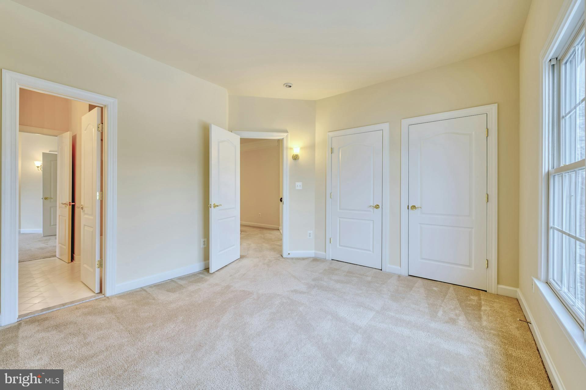 6697 Valley Brook Dr