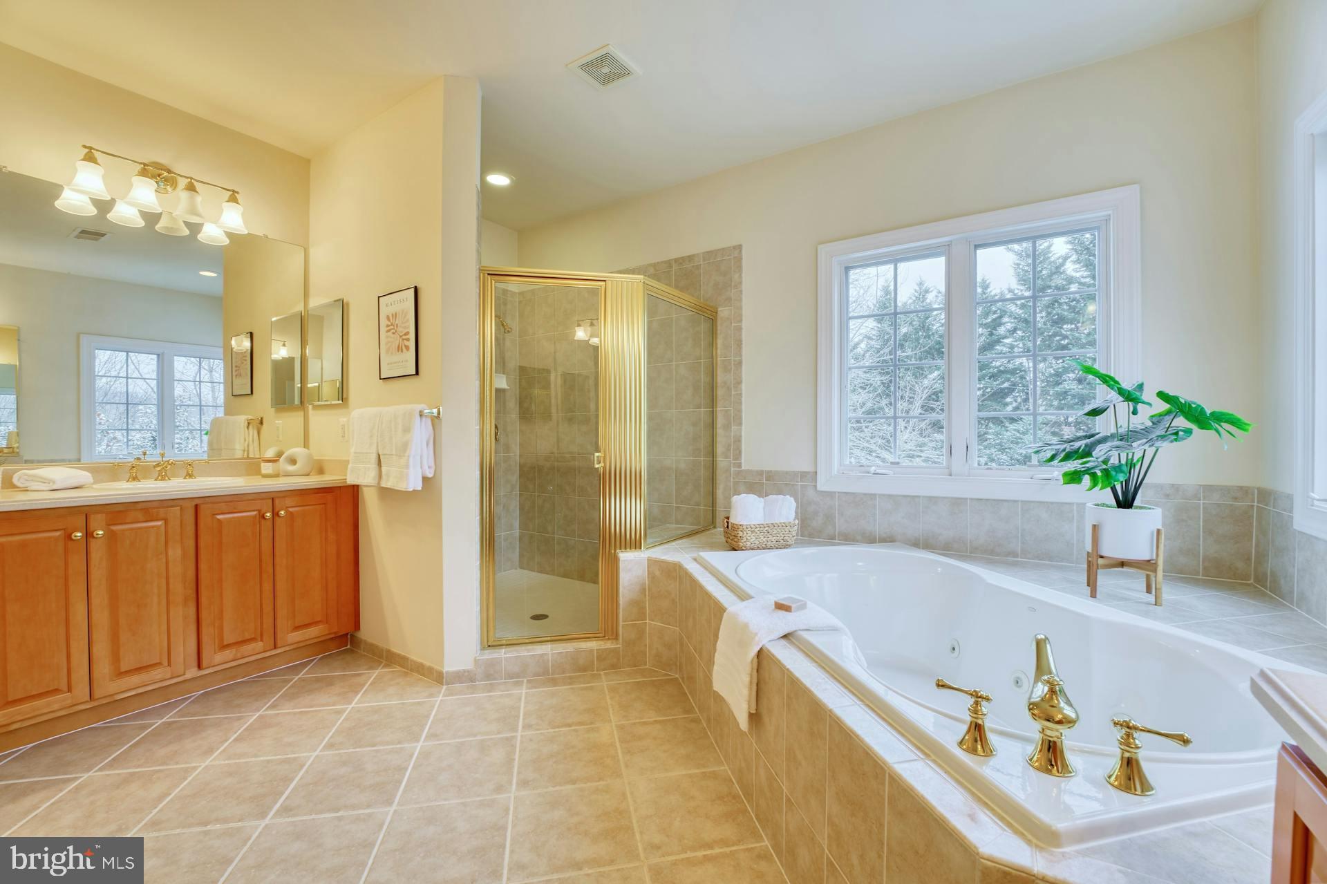 6697 Valley Brook Dr