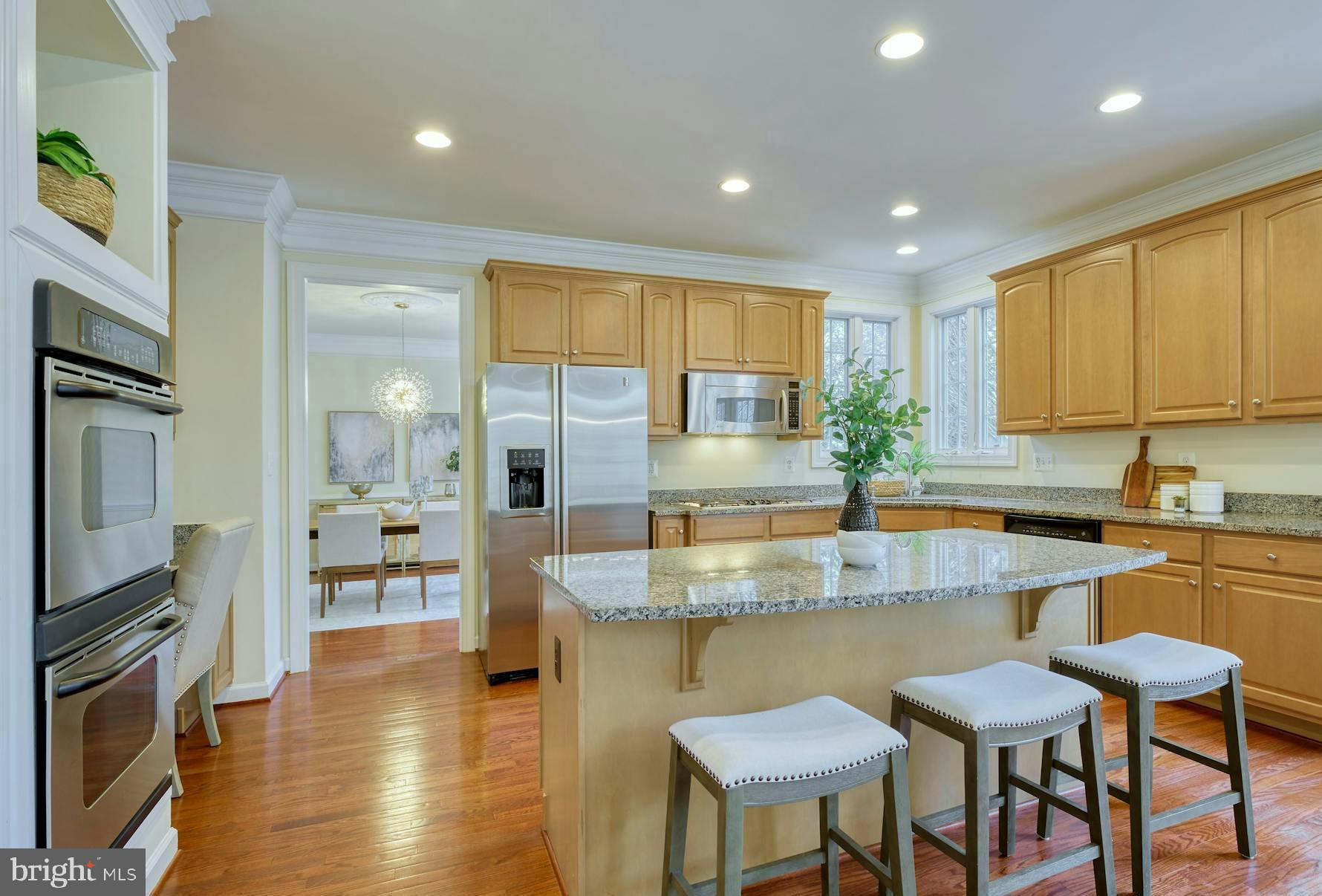 6697 Valley Brook Dr