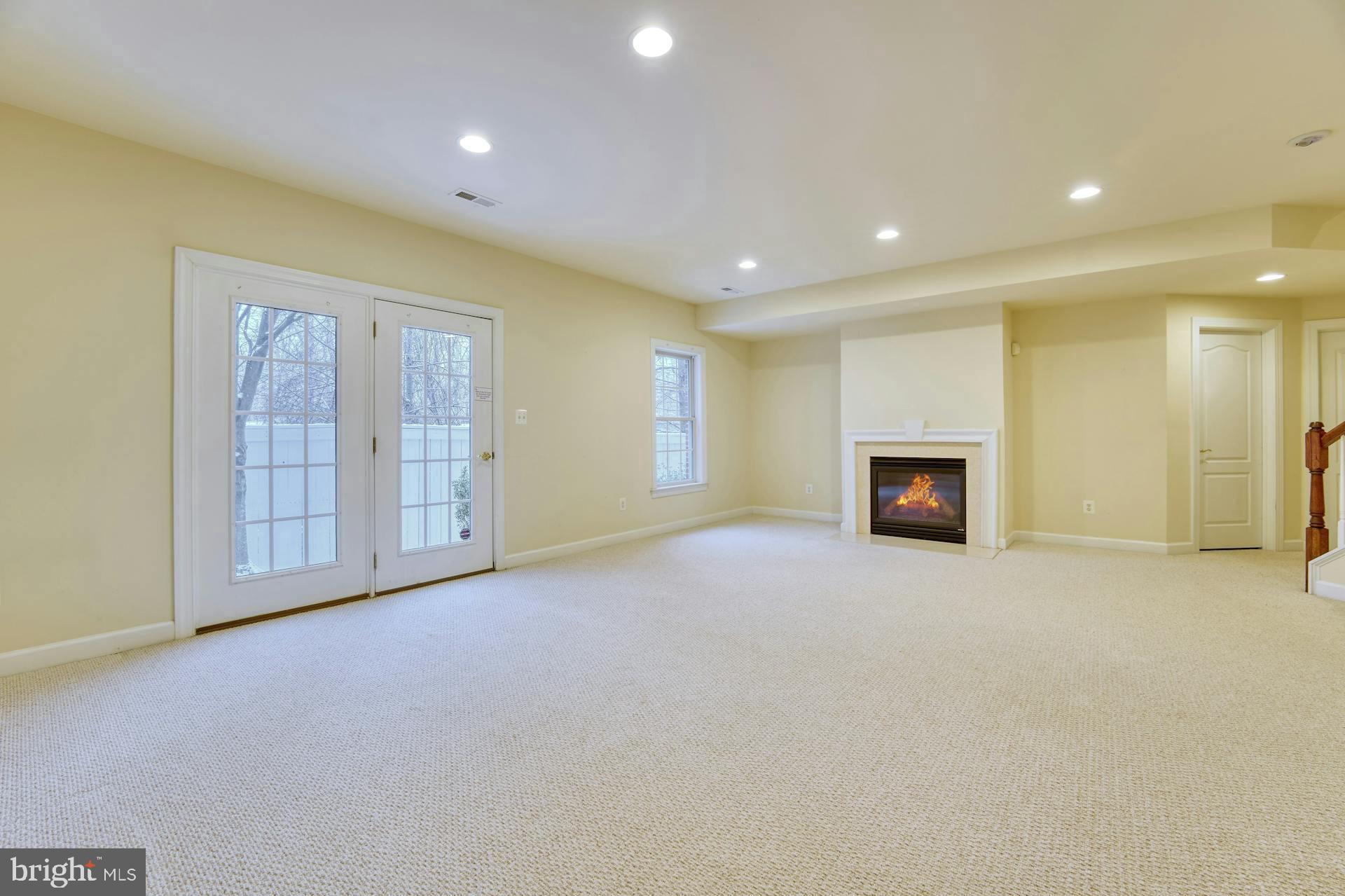 6697 Valley Brook Dr