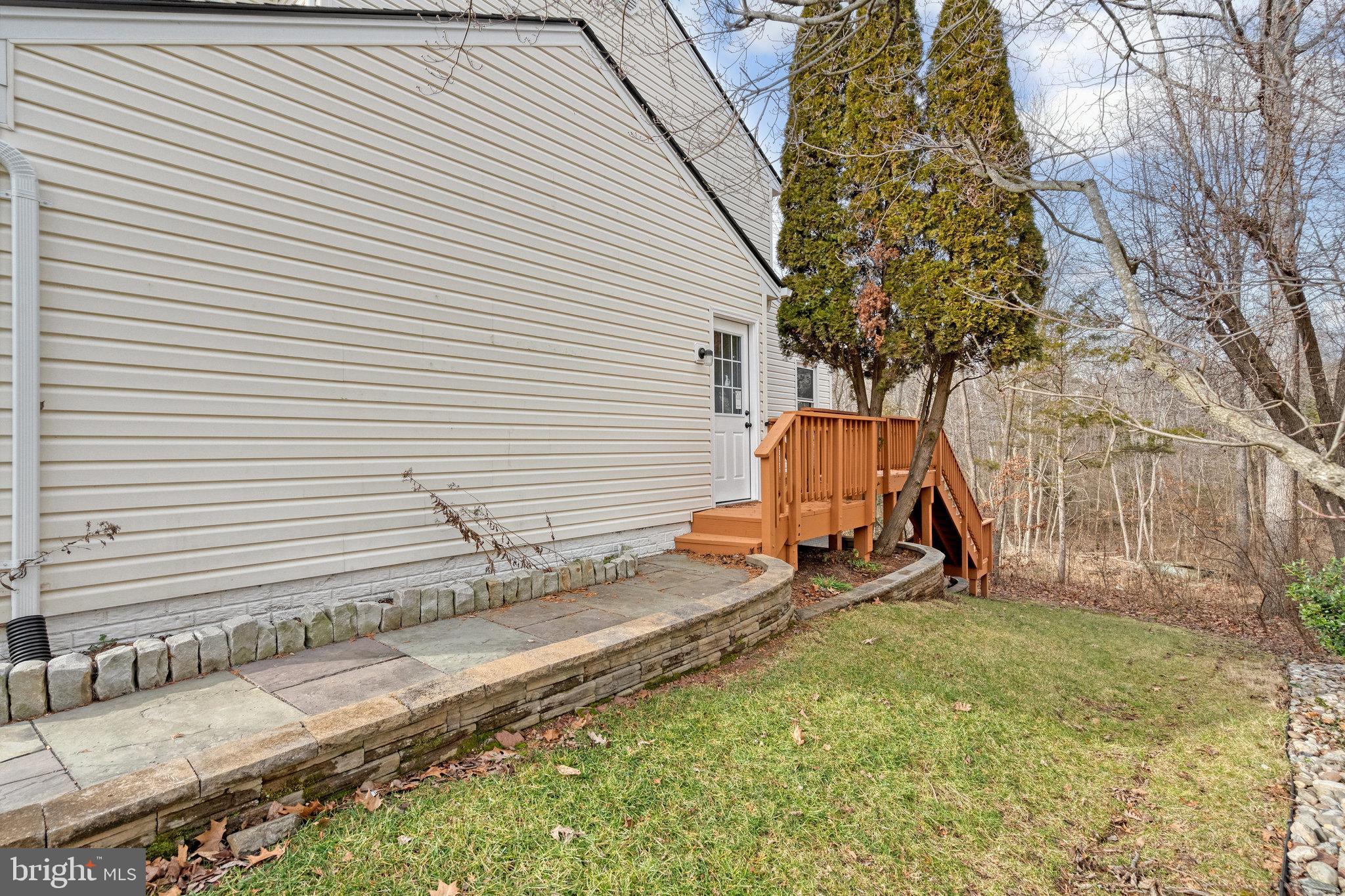 13903 Springstone Dr