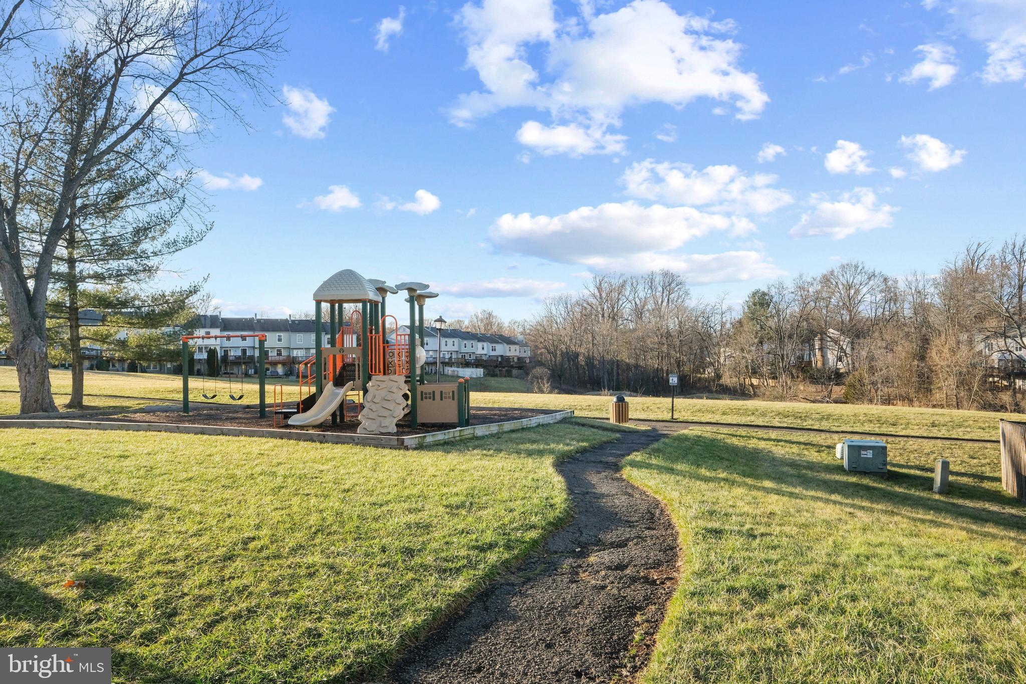 13235 Custom House Ct