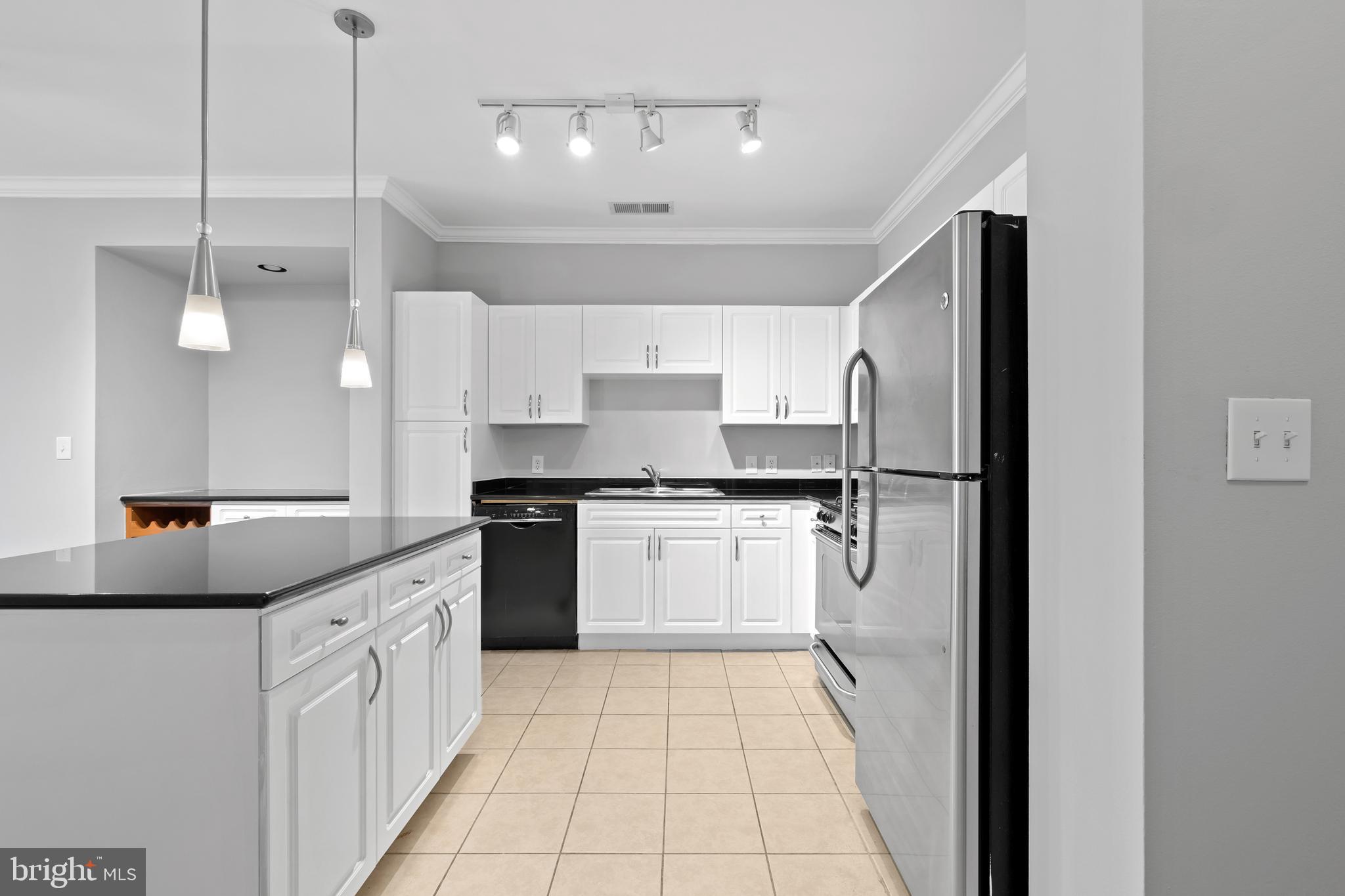 12917 Centre Park Cir #315