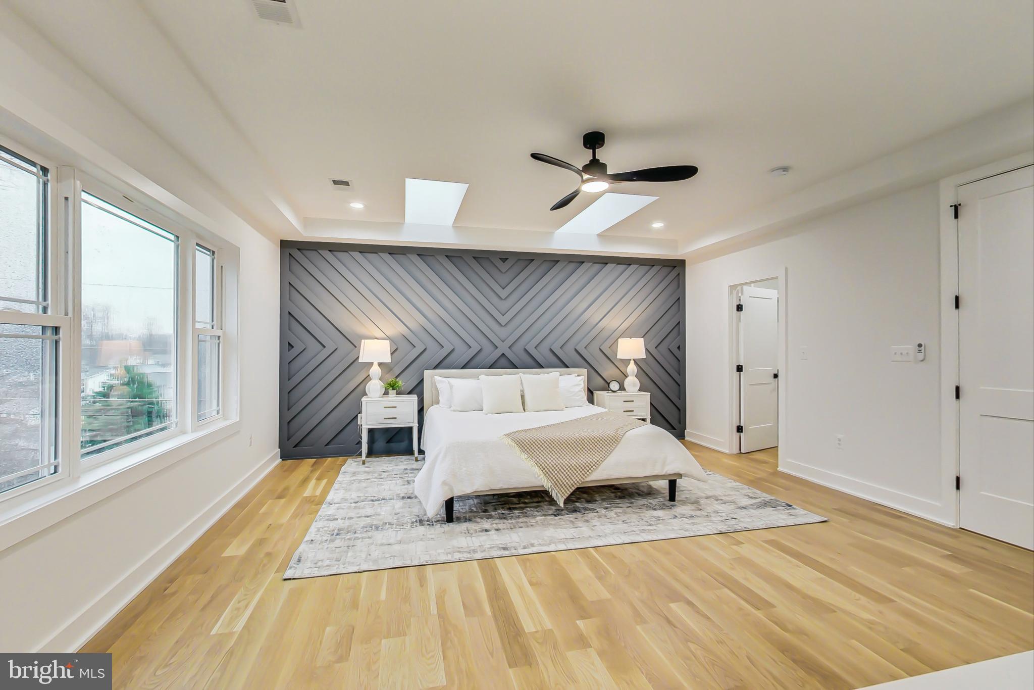 109 Moore Ave SE