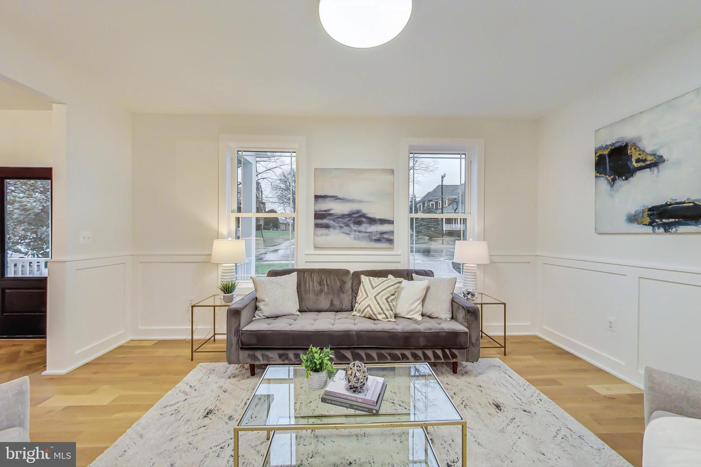 109 Moore Ave SE