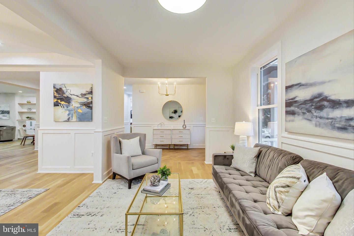 109 Moore Ave SE