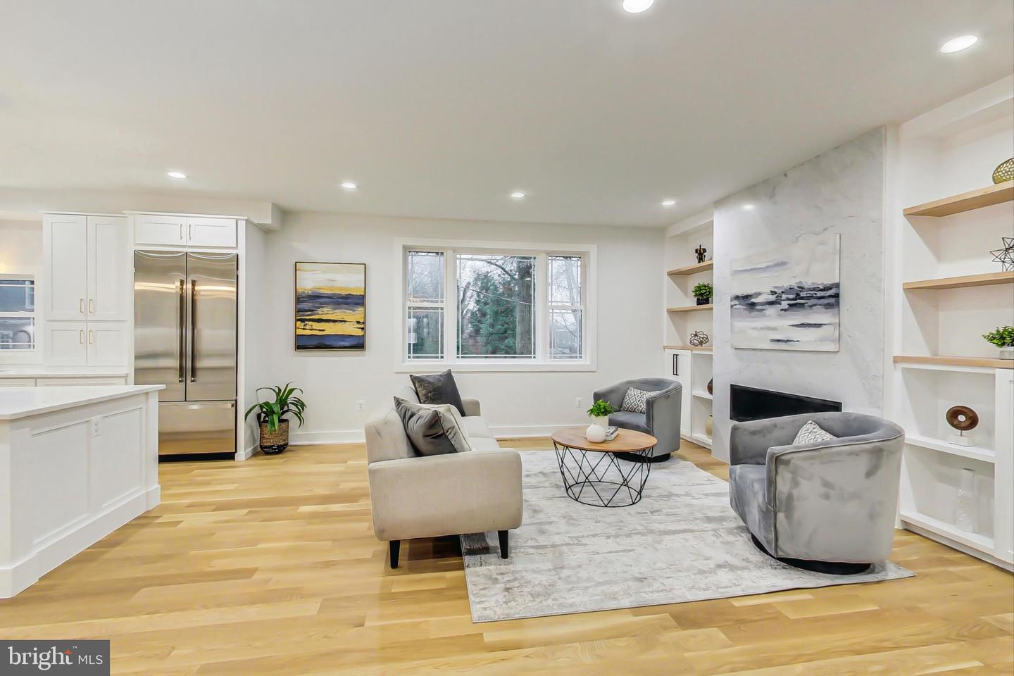 109 Moore Ave SE