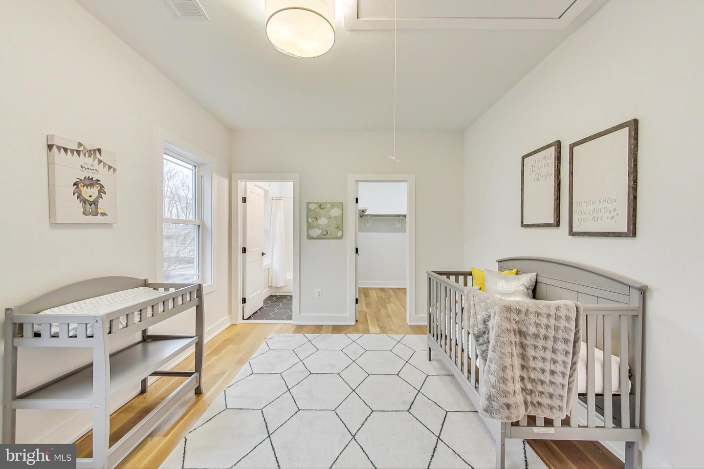 109 Moore Ave SE