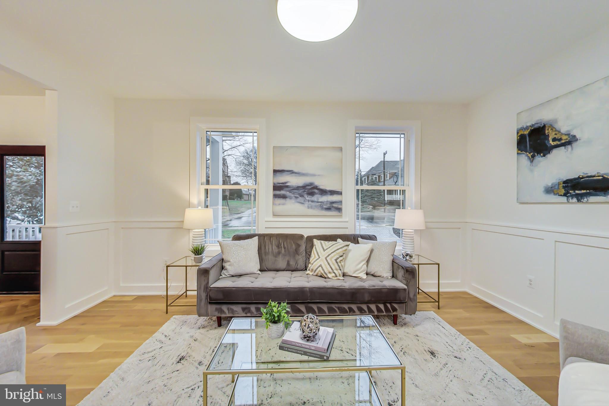 109 Moore Ave SE