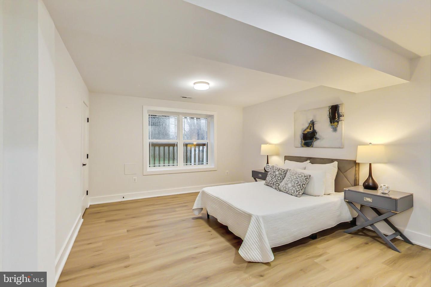 109 Moore Ave SE
