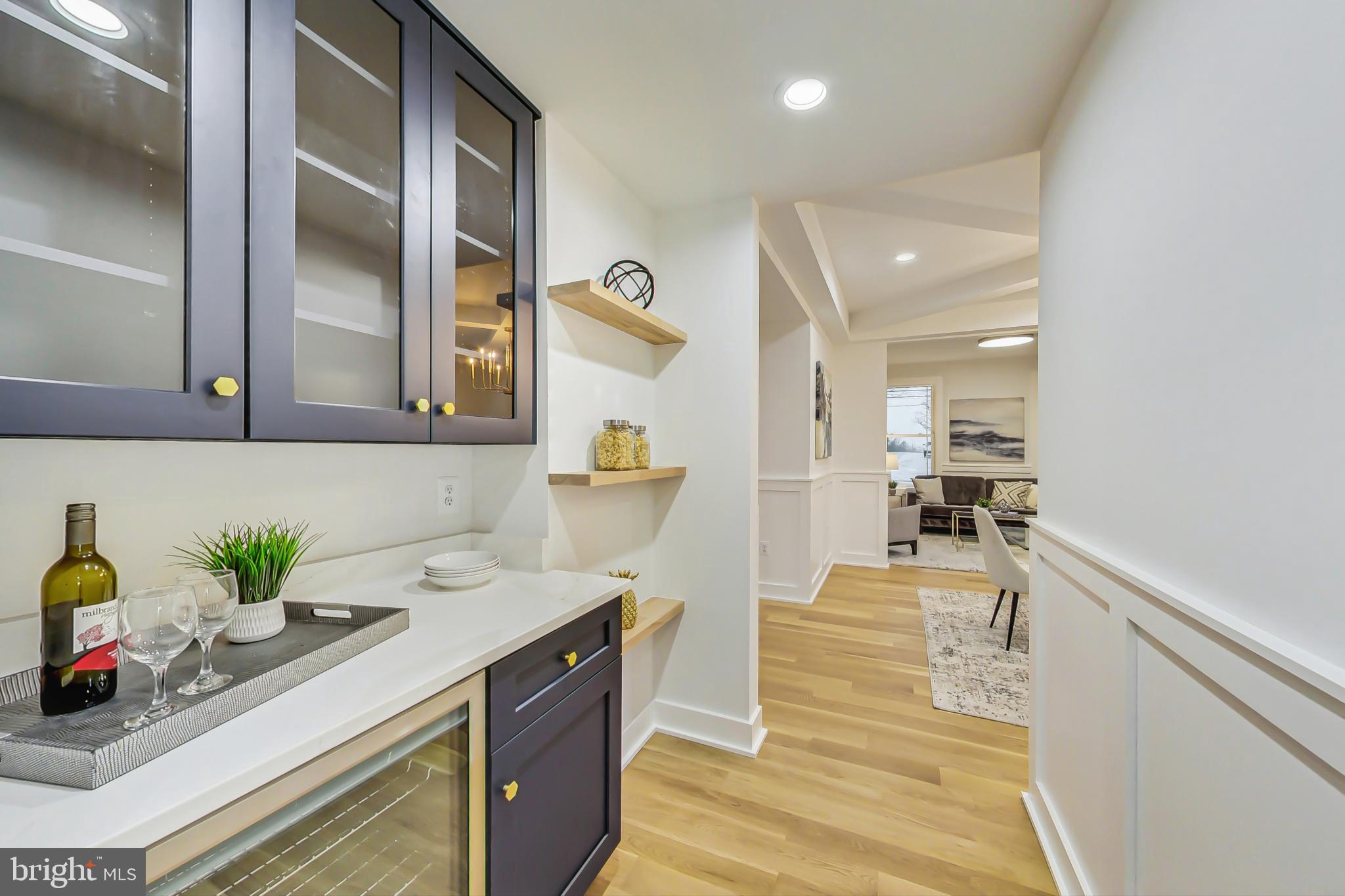 109 Moore Ave SE