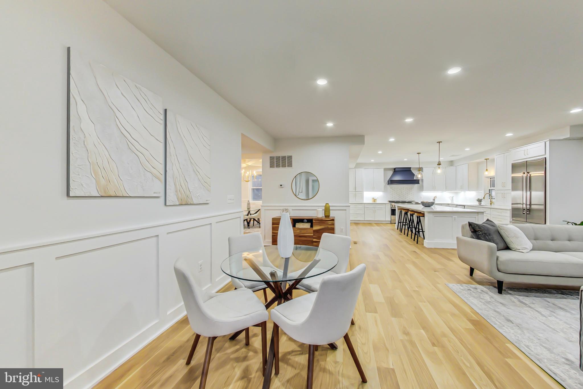 109 Moore Ave SE