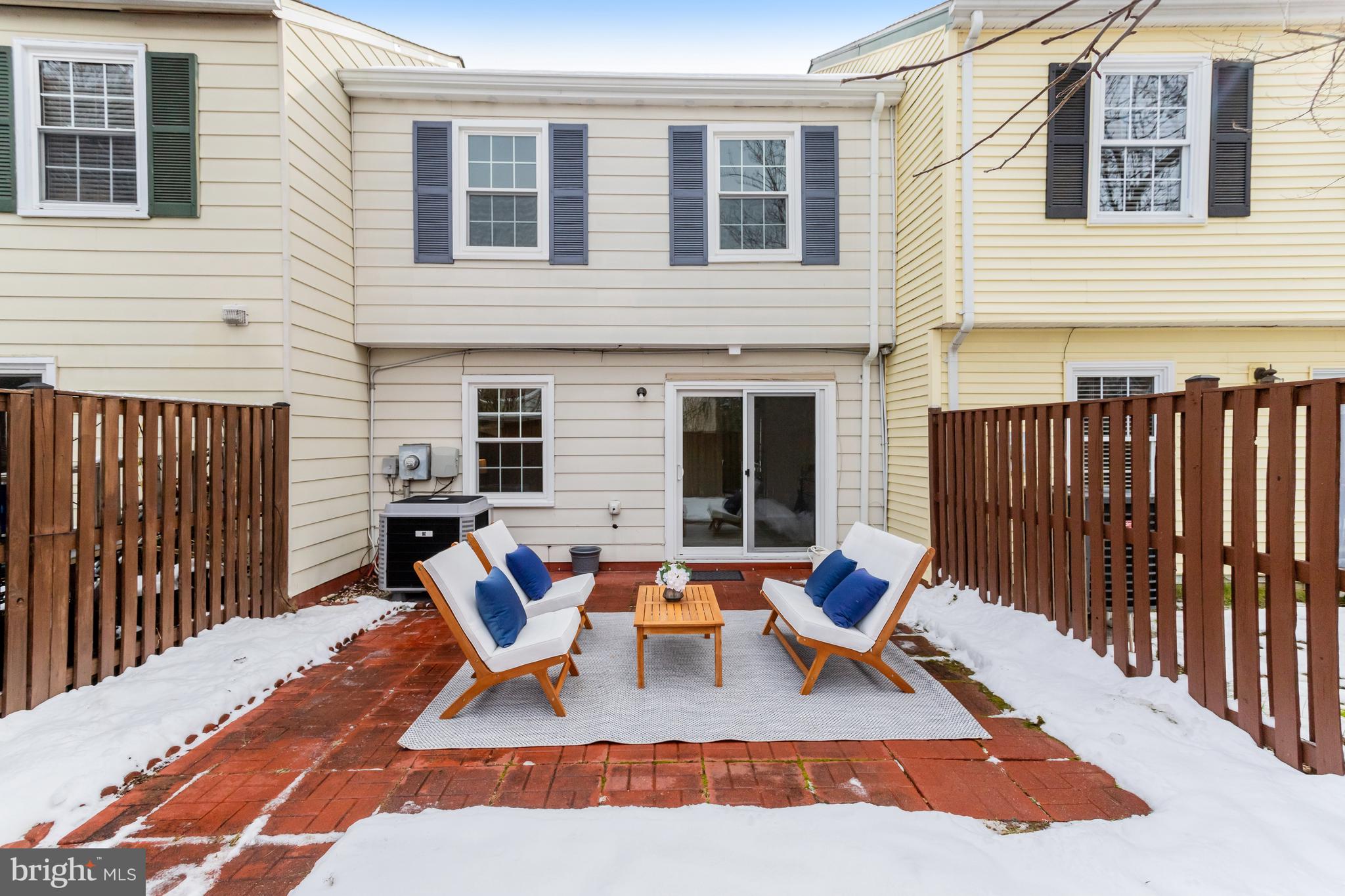 6638 Deer Gap Ct