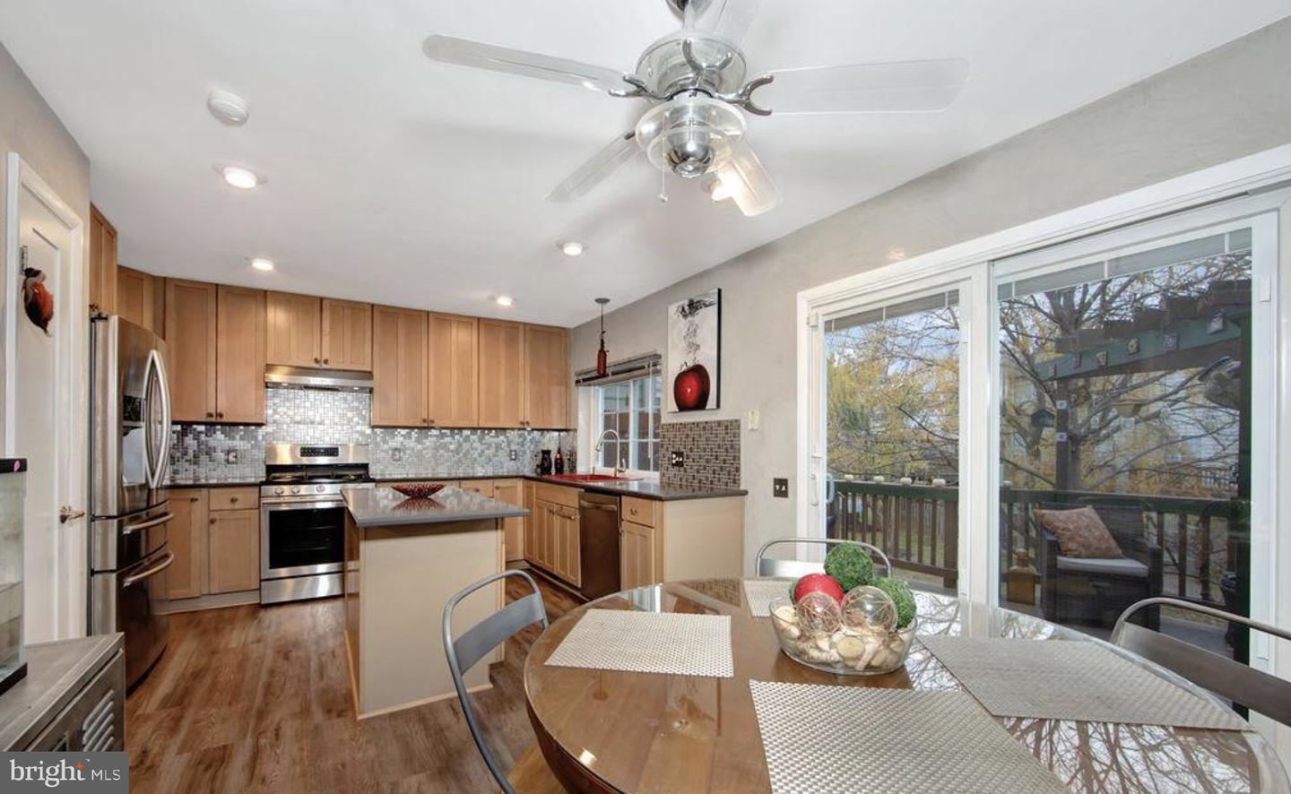 1113 Cypress Tree Pl