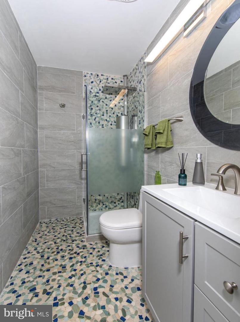 1113 Cypress Tree Pl