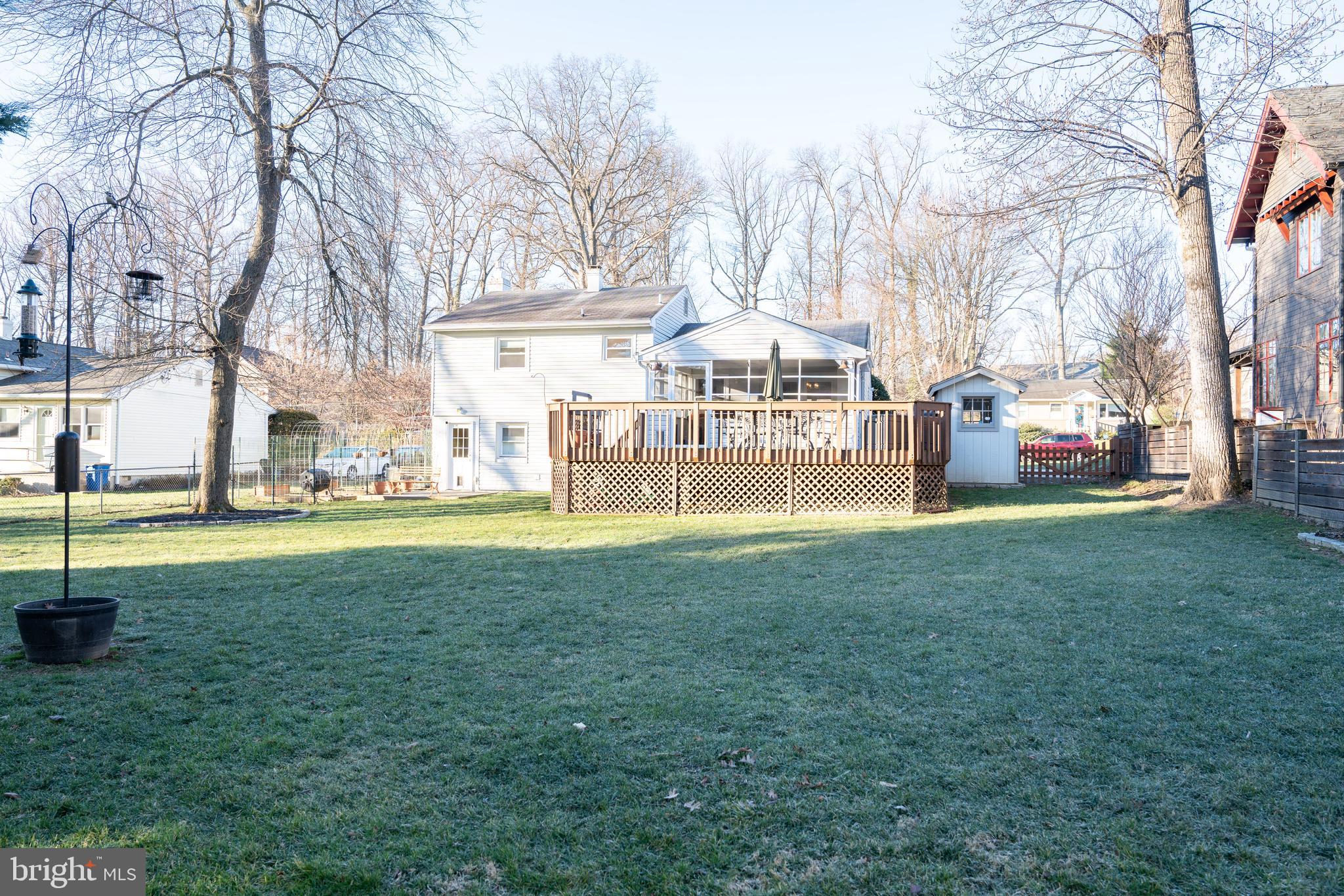 907 Timber Ln SW